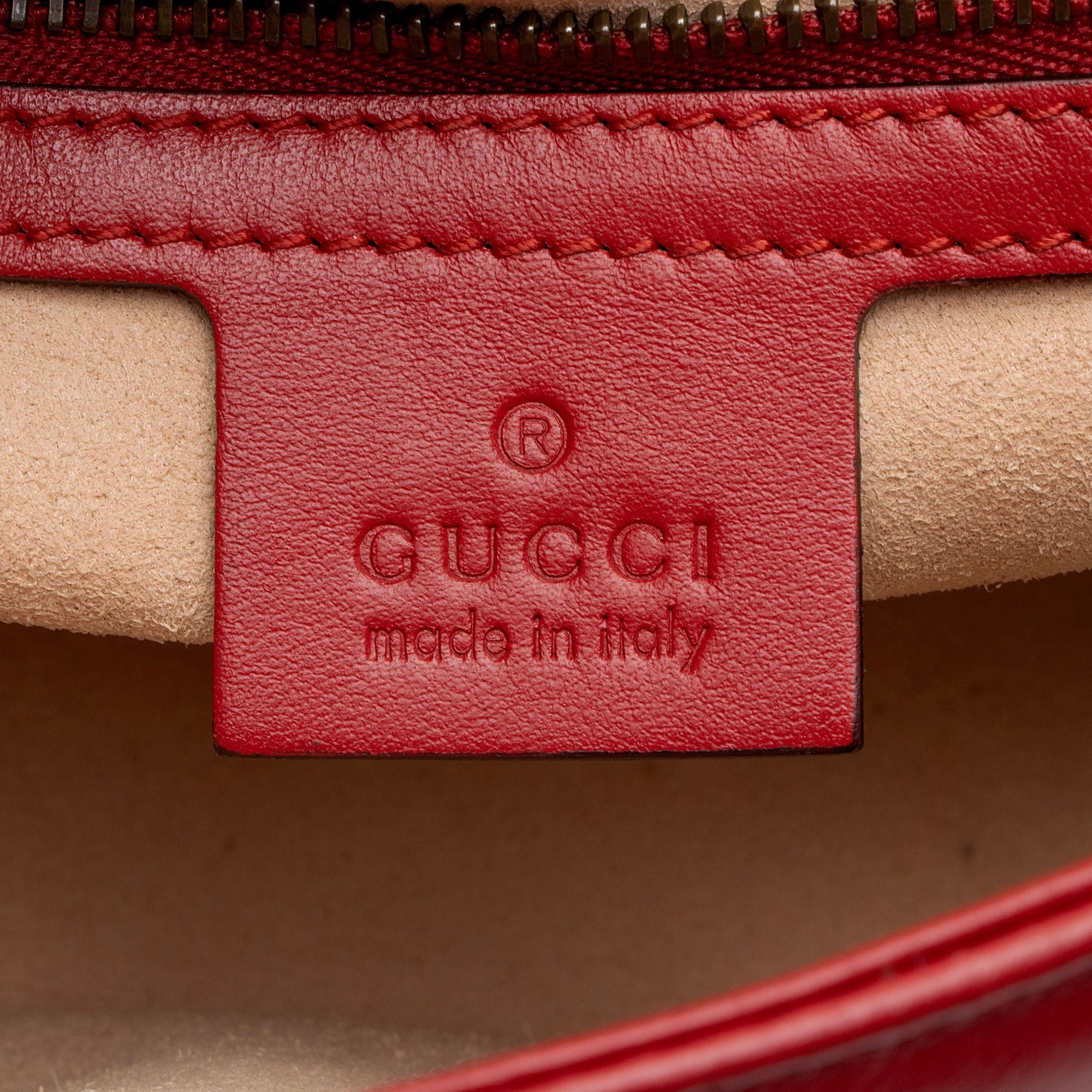 Gucci Matelasse Leather GG Marmont Medium Flap Bag