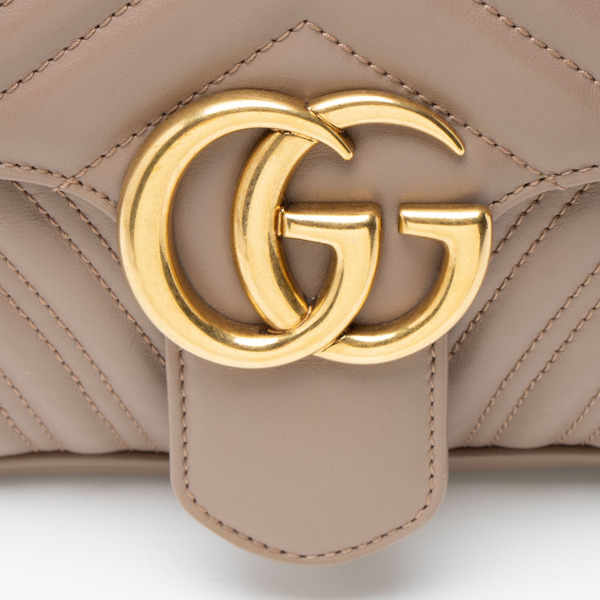 Gucci Matelasse Leather GG Marmont Medium Flap Bag