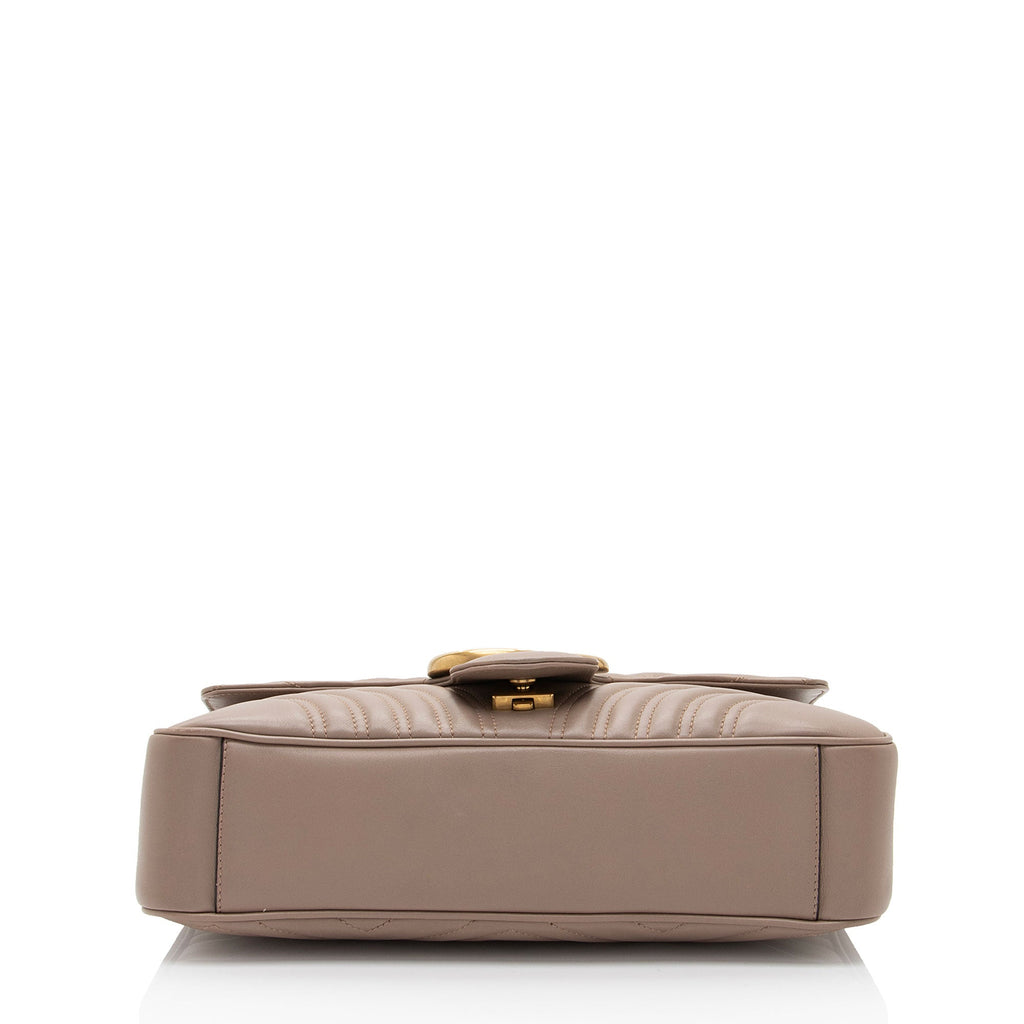 Gucci Matelasse Leather GG Marmont Medium Flap Shoulder Bag (SHF-EZthFS)