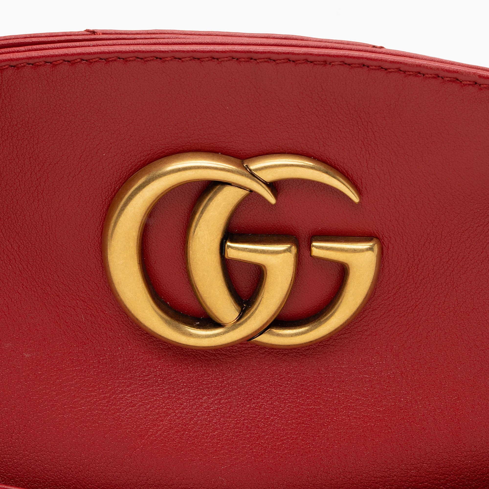 Gucci Matelasse Leather GG Marmont Medium OpLB Shoulder Bag