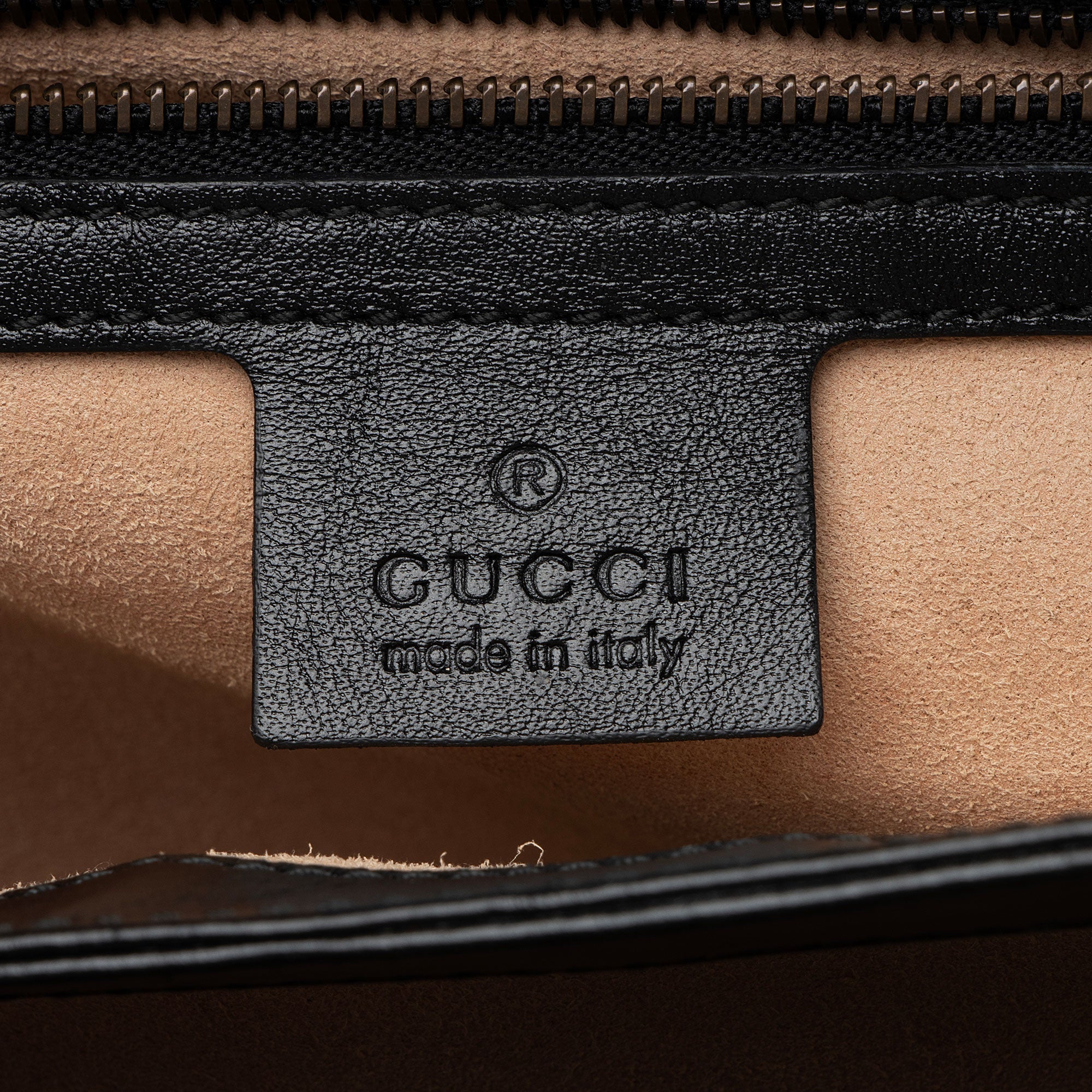Gucci Matelasse Leather GG Marmont Medium Slim OpLB Shoulder Bag