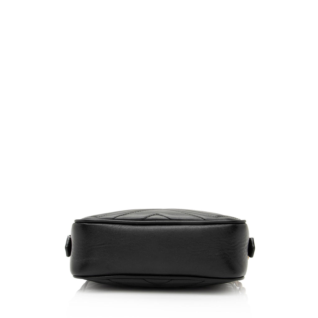 Gucci Matelasse Leather GG Marmont Mini Bag (SHF-jGNX76)