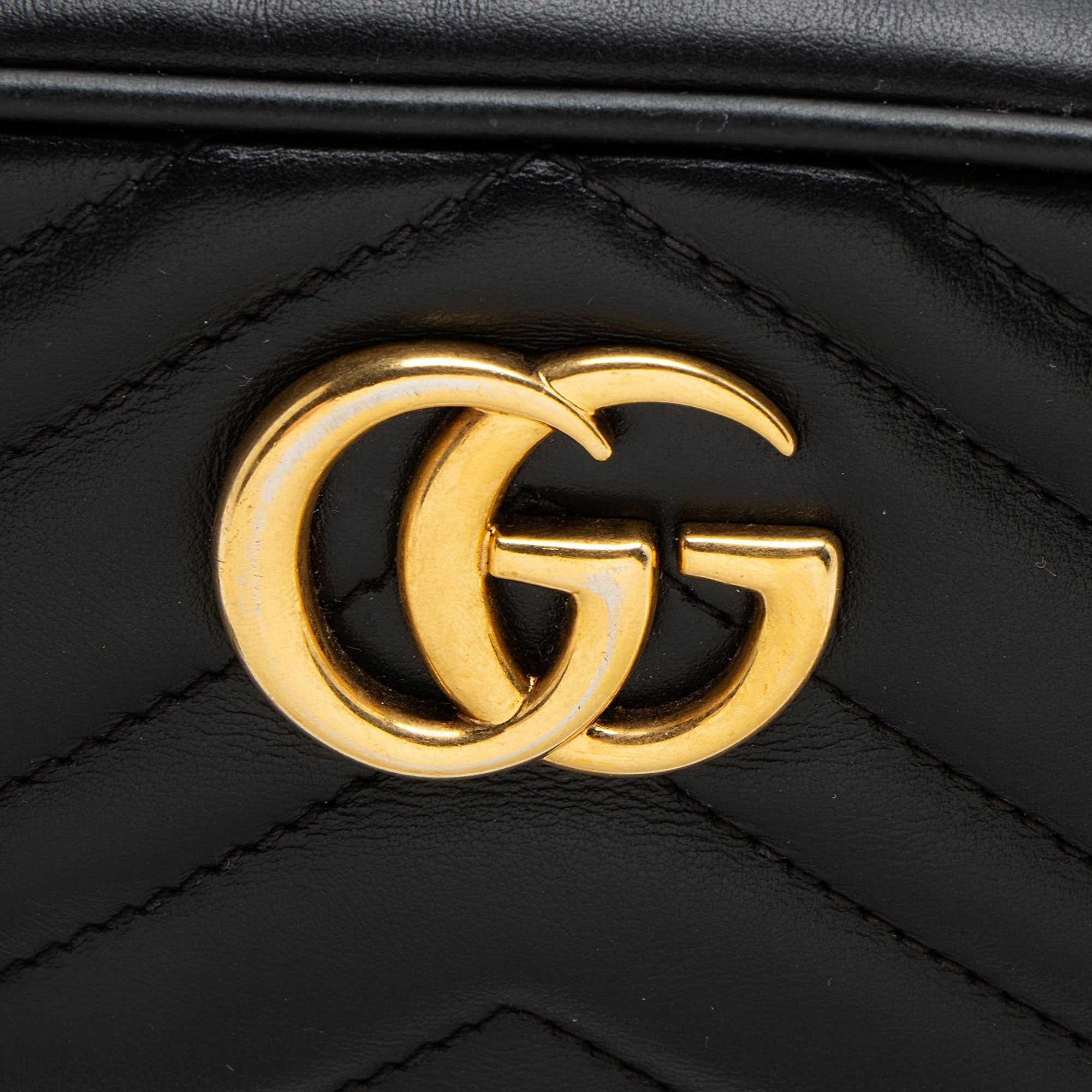 Gucci Matelasse Leather GG Marmont Mini Bag (SHF-J7WV4U)