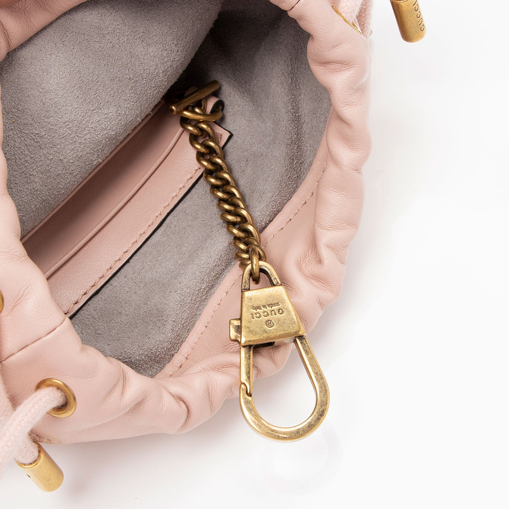 Gucci Matelasse Leather GG Marmont Mini Bucket Bag (SHF-mpO6dQ)