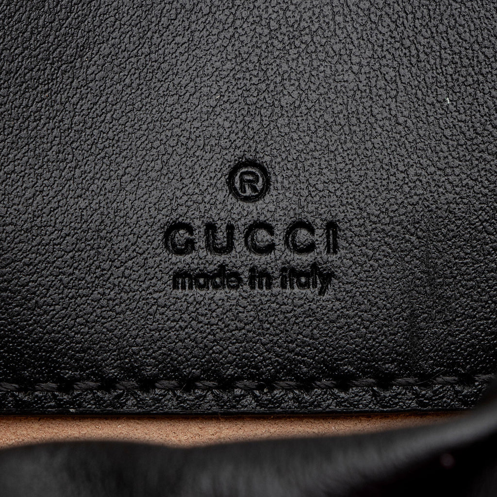 Gucci Matelasse Leather GG Marmont Mini Bucket Bag (SHF-IV6bhP)