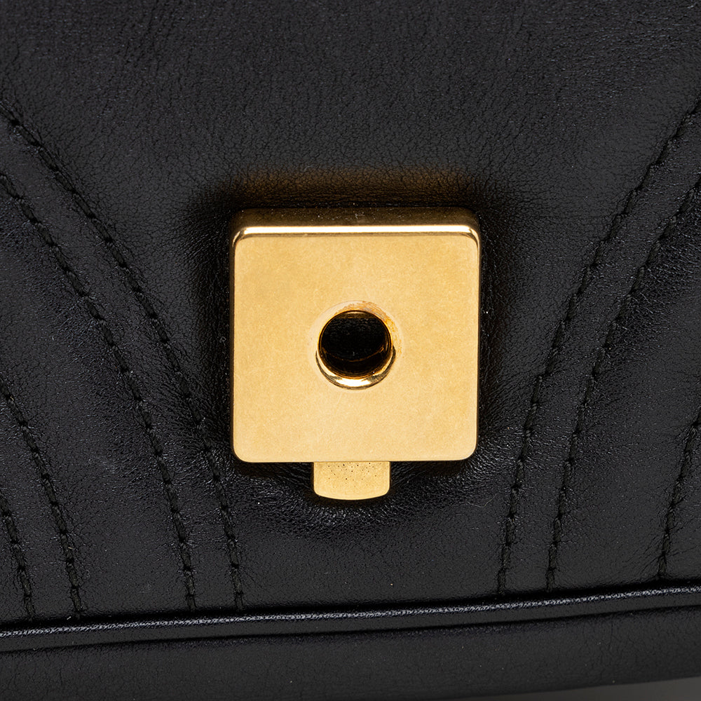 Gucci Matelasse Leather Gucci Marmont Mini Shoulder Bag (SHF-18748)