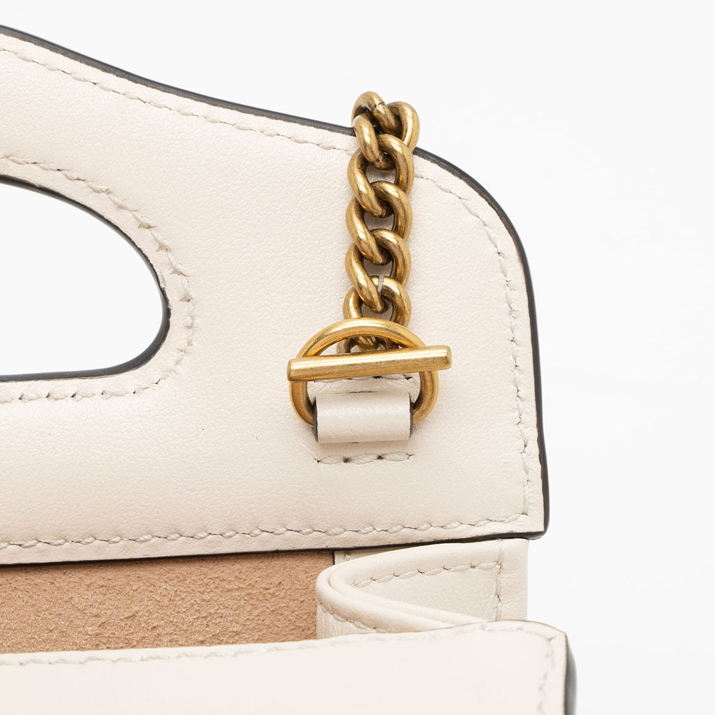 Gucci Matelasse Leather GG Marmont Mini Slip Top Handle (SHF-krsWgi)