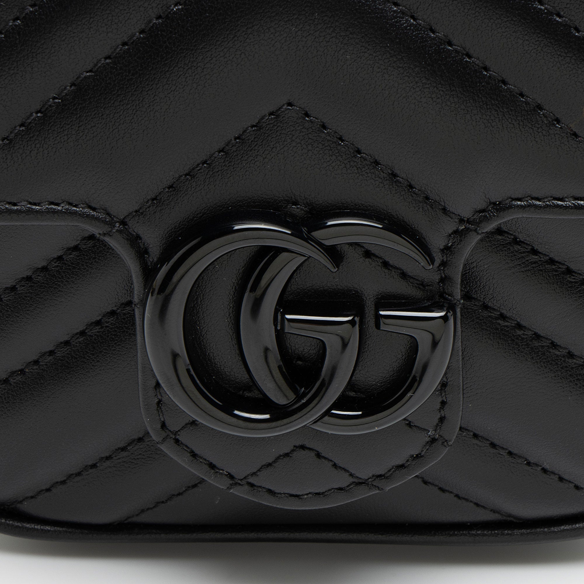 Gucci Matelasse Leather GG Marmont Monochrome Square Chain Belt Bag