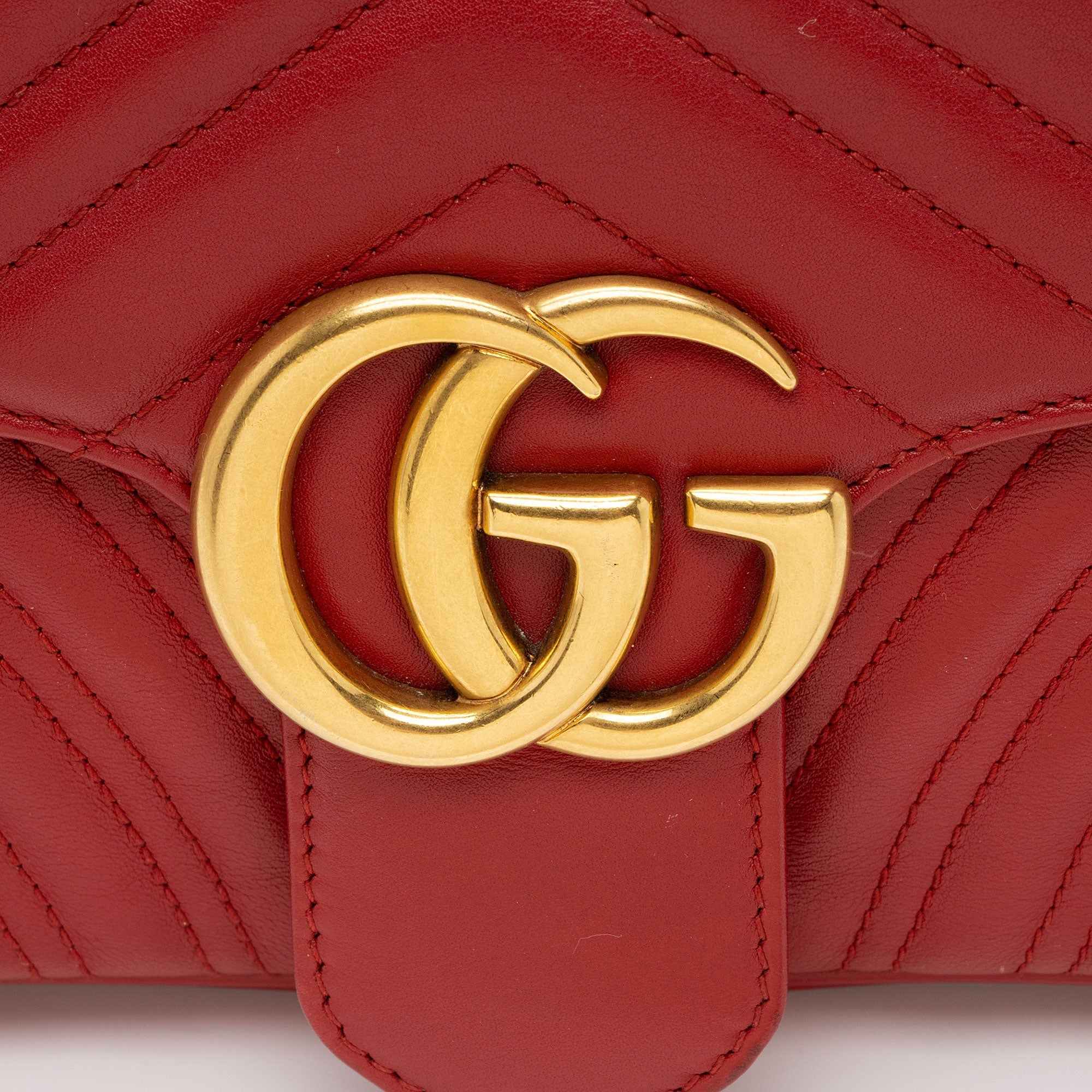 Gucci Matelasse Leather GG Marmont Medium Flap Bag