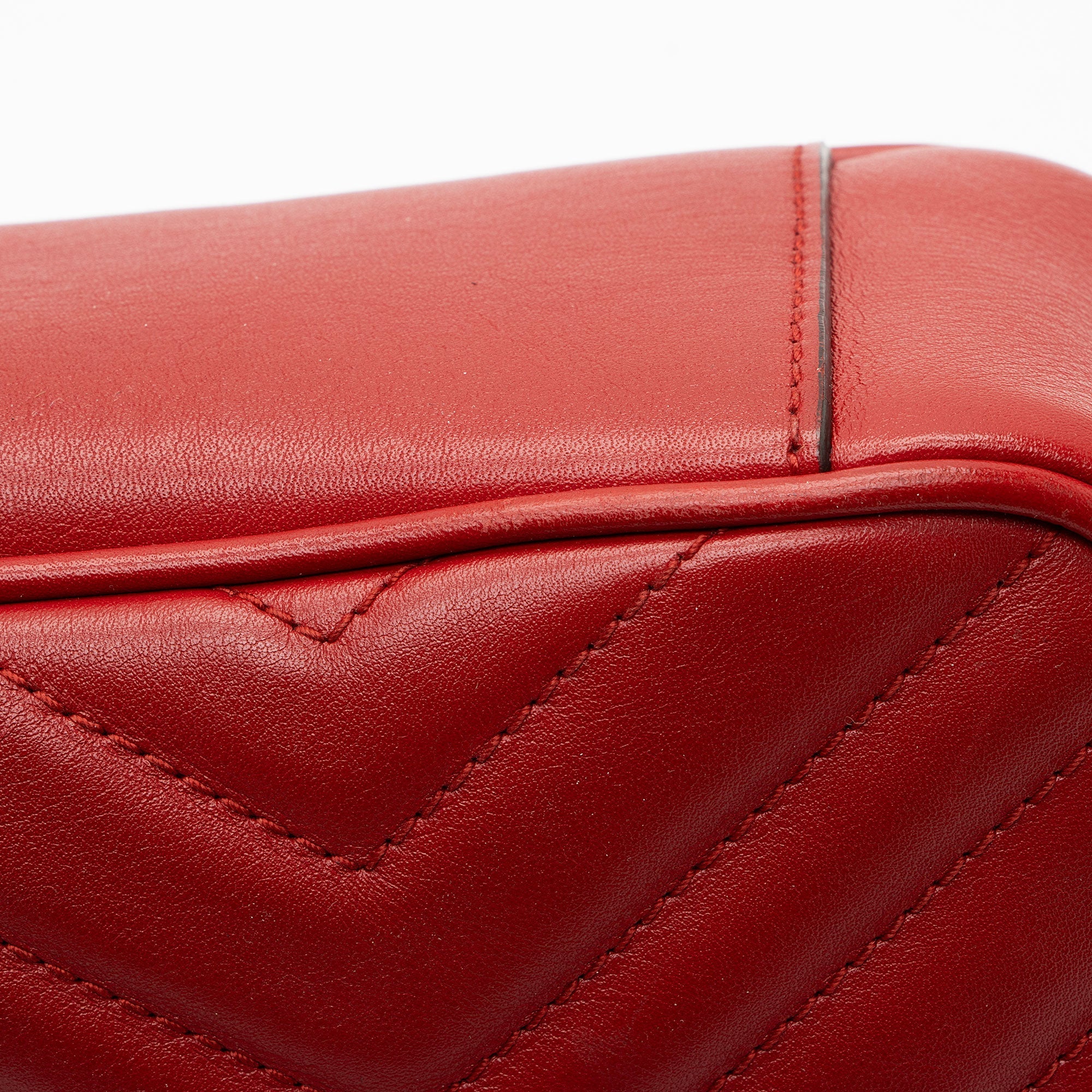 Gucci Matelasse Leather GG Marmont Medium Flap Bag