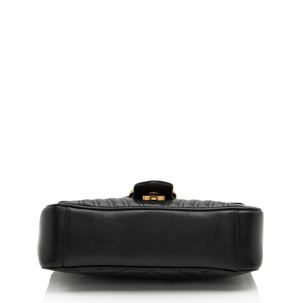 Gucci Matelasse Leather GG Marmont Small Flap Bag (SHF-PLODJy)