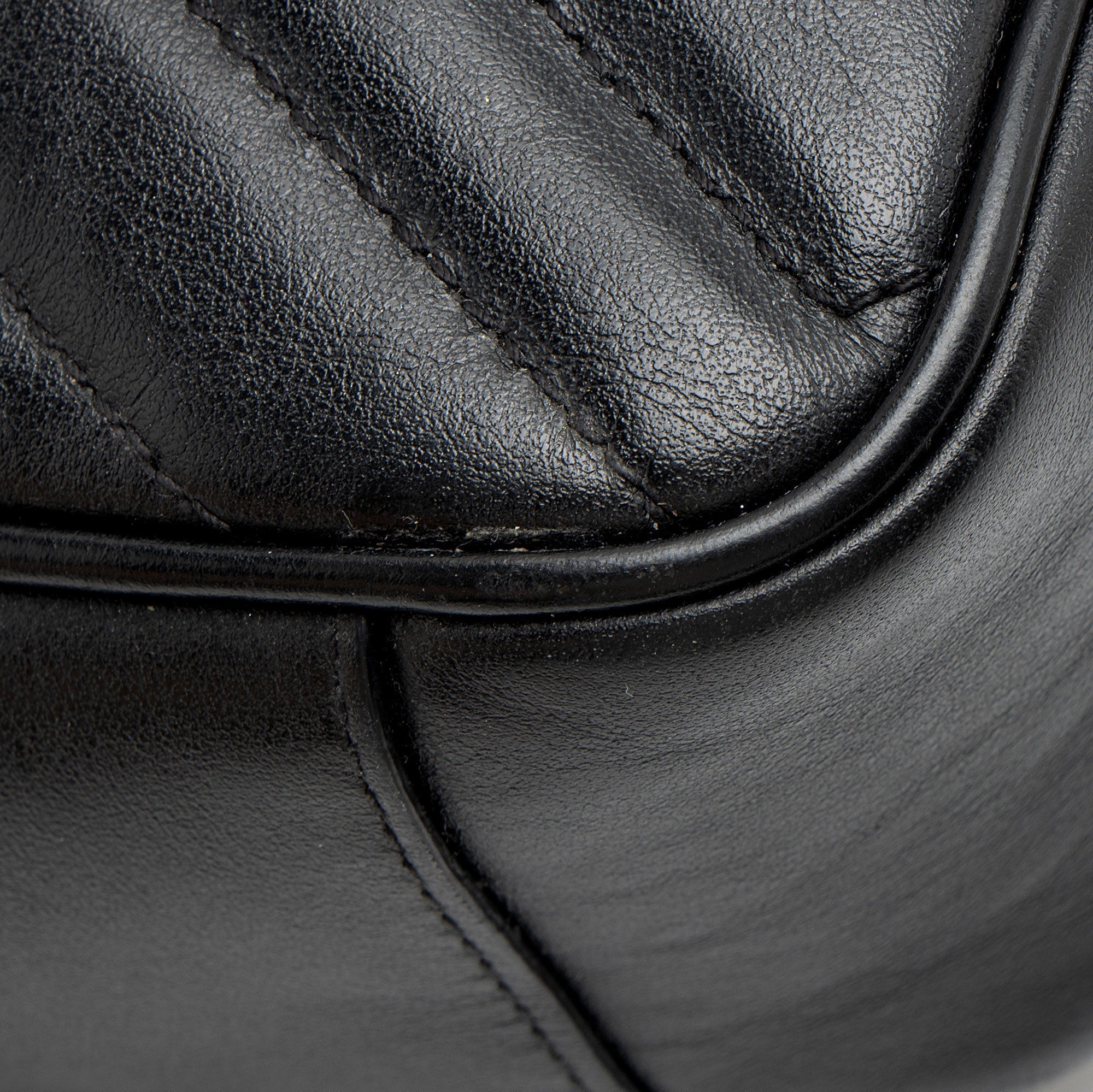 Gucci Matelasse Leather GG Marmont Medium Flap Bag