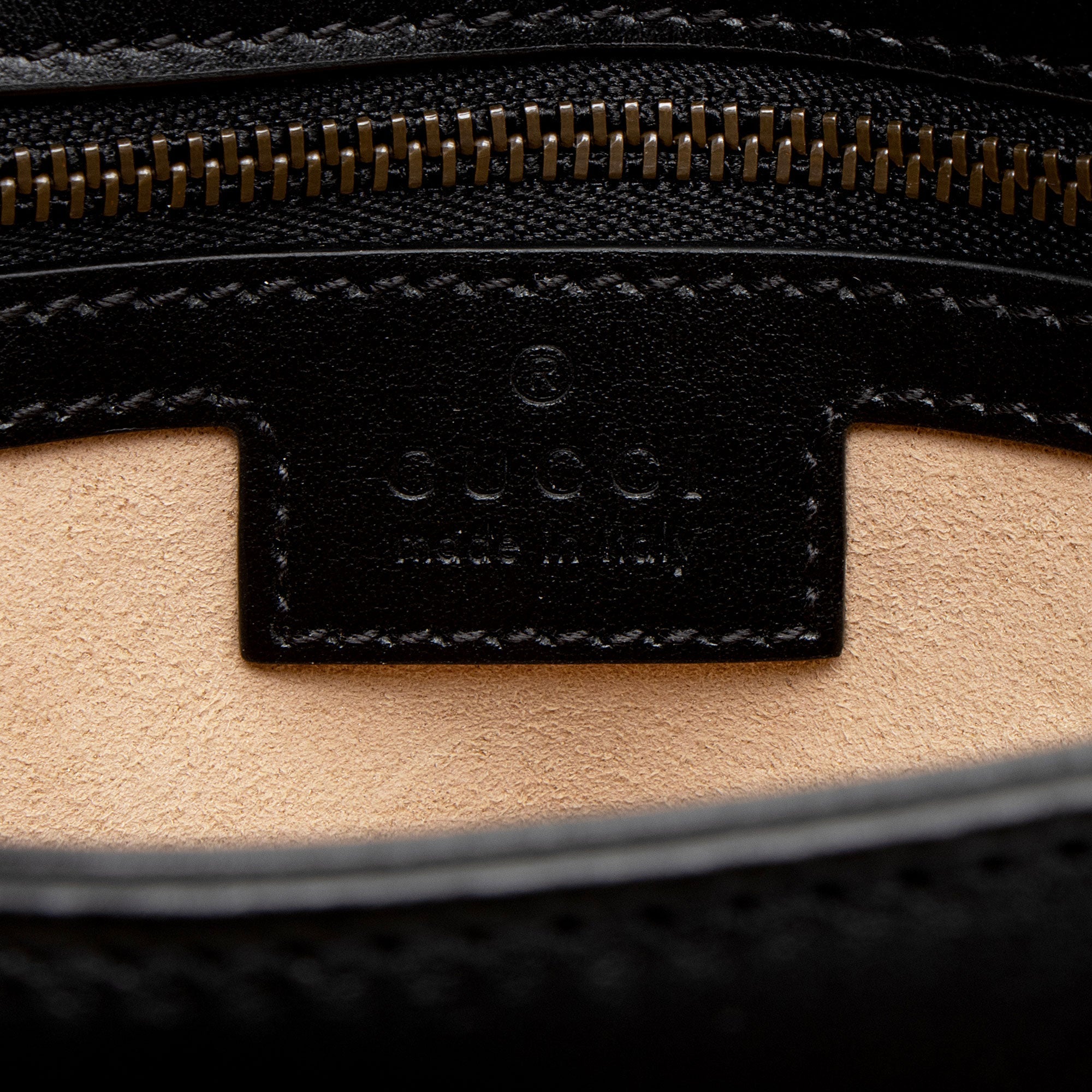 Gucci Matelasse Leather GG Marmont Medium Flap Bag