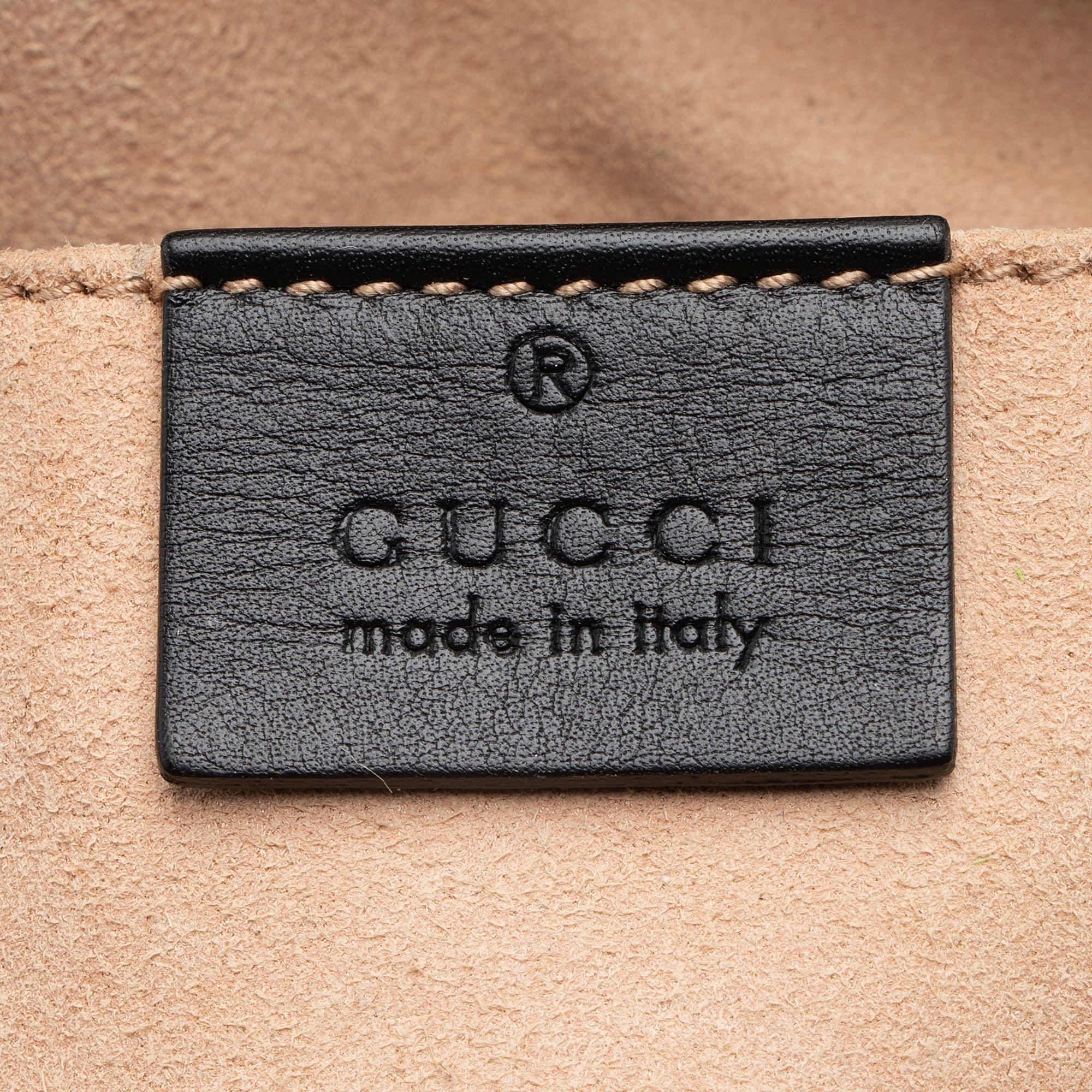Gucci Matelasse Leather GG Marmont Small Shoulder Bag (SHF-0aSpIT)