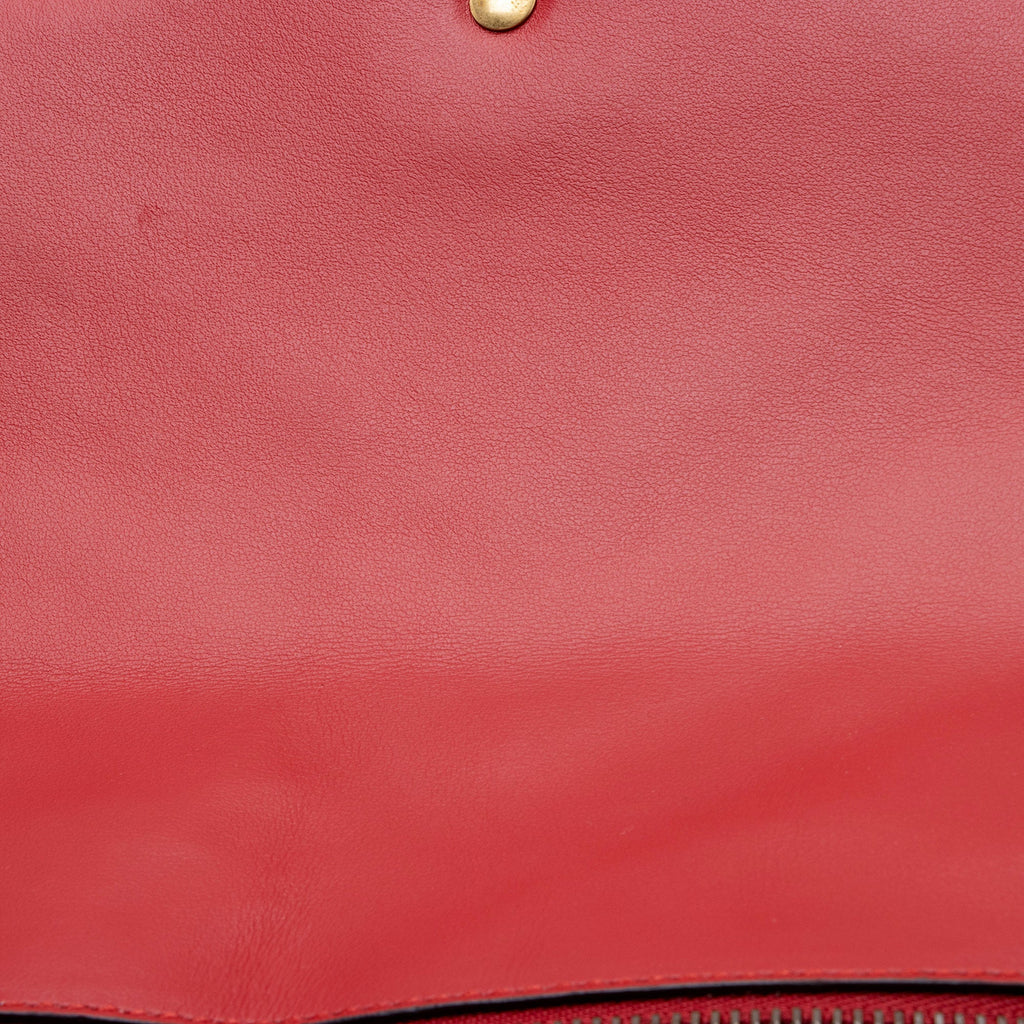 Gucci Matelasse Leather GG Marmont Small Bag (SHF-3fREDC)