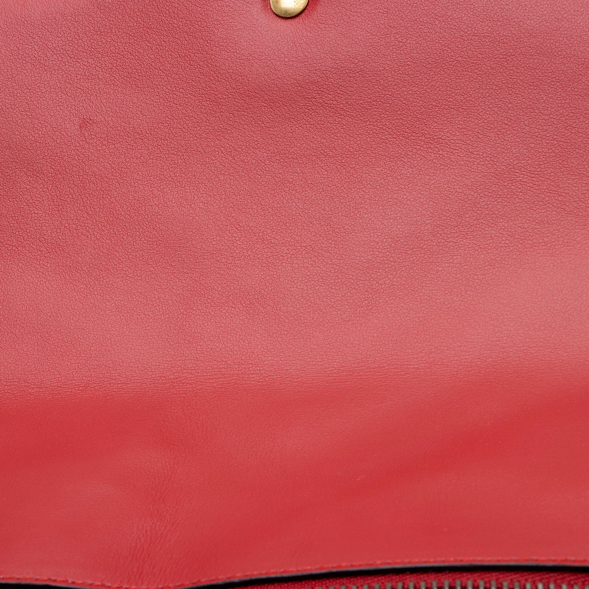 Gucci Matelasse Leather GG Marmont Small Bag (SHF-3fREDC)