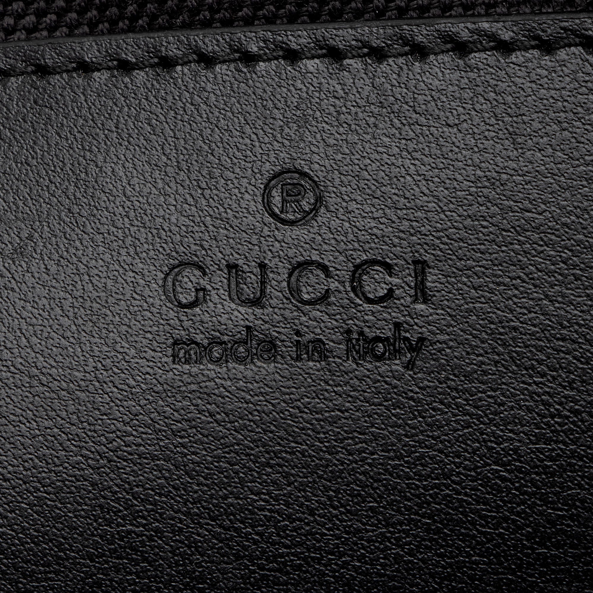 Gucci Matelasse Leather GG Marmont Small Shoulder Bag (SHF-sIFM1C)