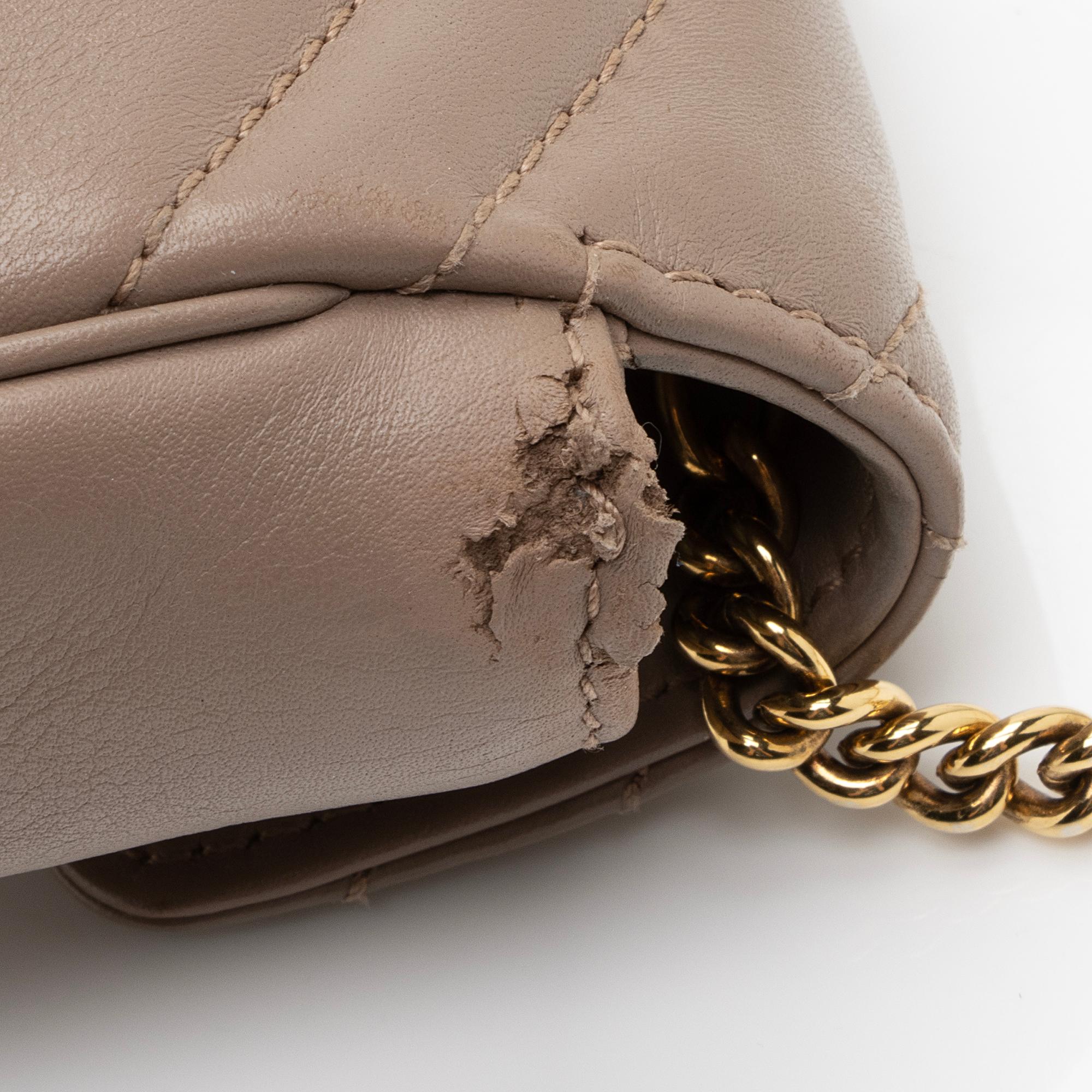 Gucci Matelasse Leather GG Marmont Super Mini Bag (SHF-5Cn5zY)
