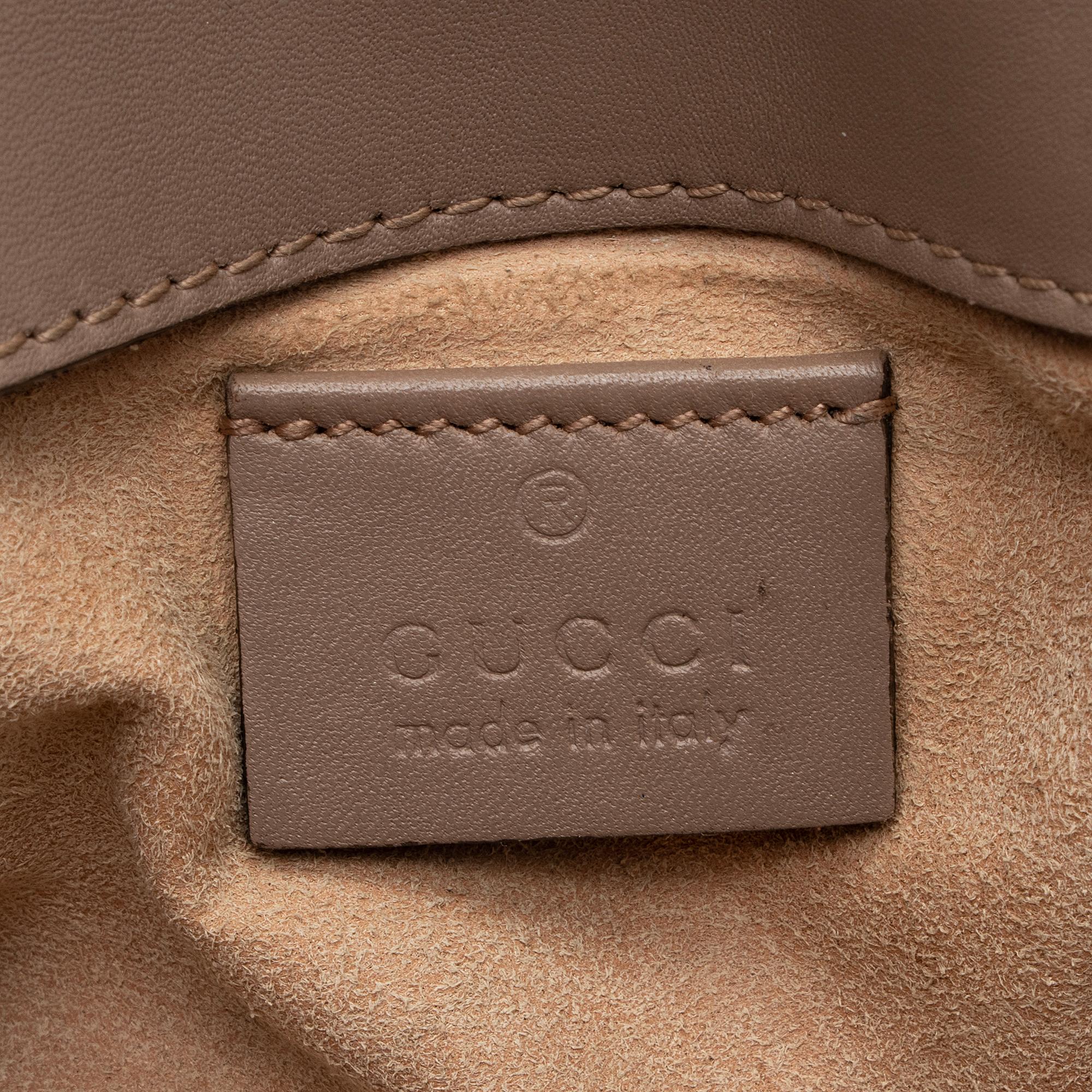 Gucci Matelasse Leather GG Marmont Super Mini Bag (SHF-5Cn5zY)