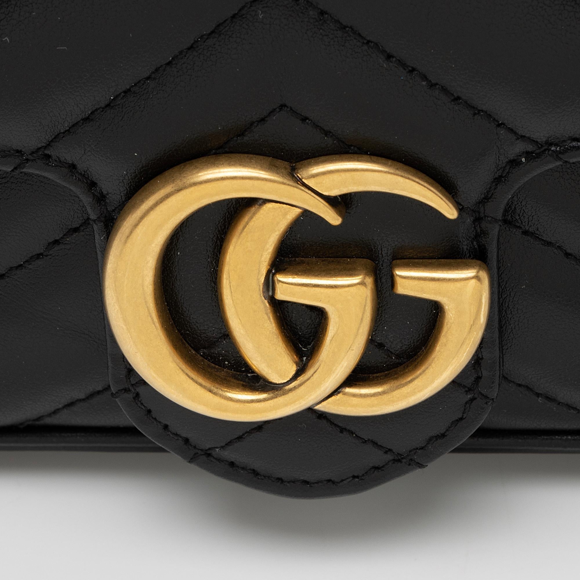 Gucci Matelasse Leather GG Marmont Super Mini Bag (SHF-sC7a2m)