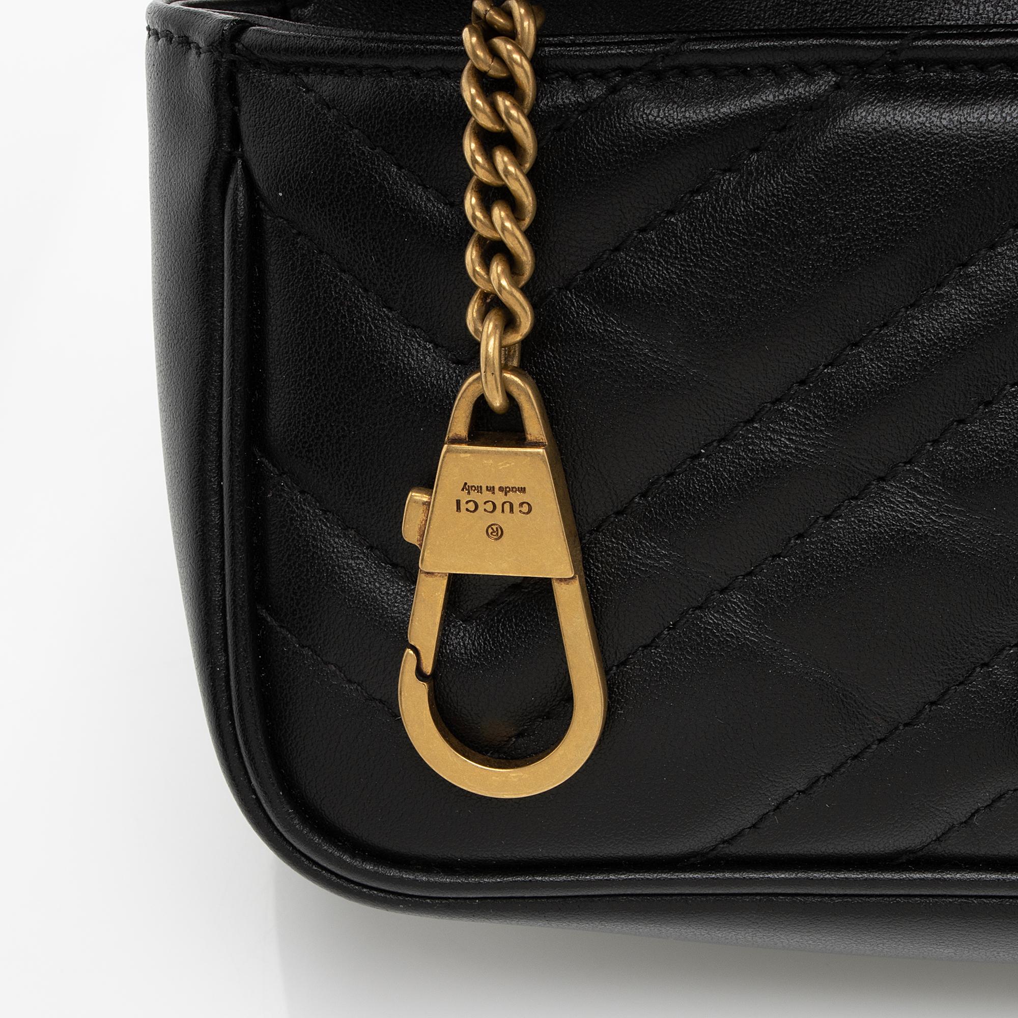 Gucci Matelasse Leather GG Marmont Super Mini Bag (SHF-sC7a2m)