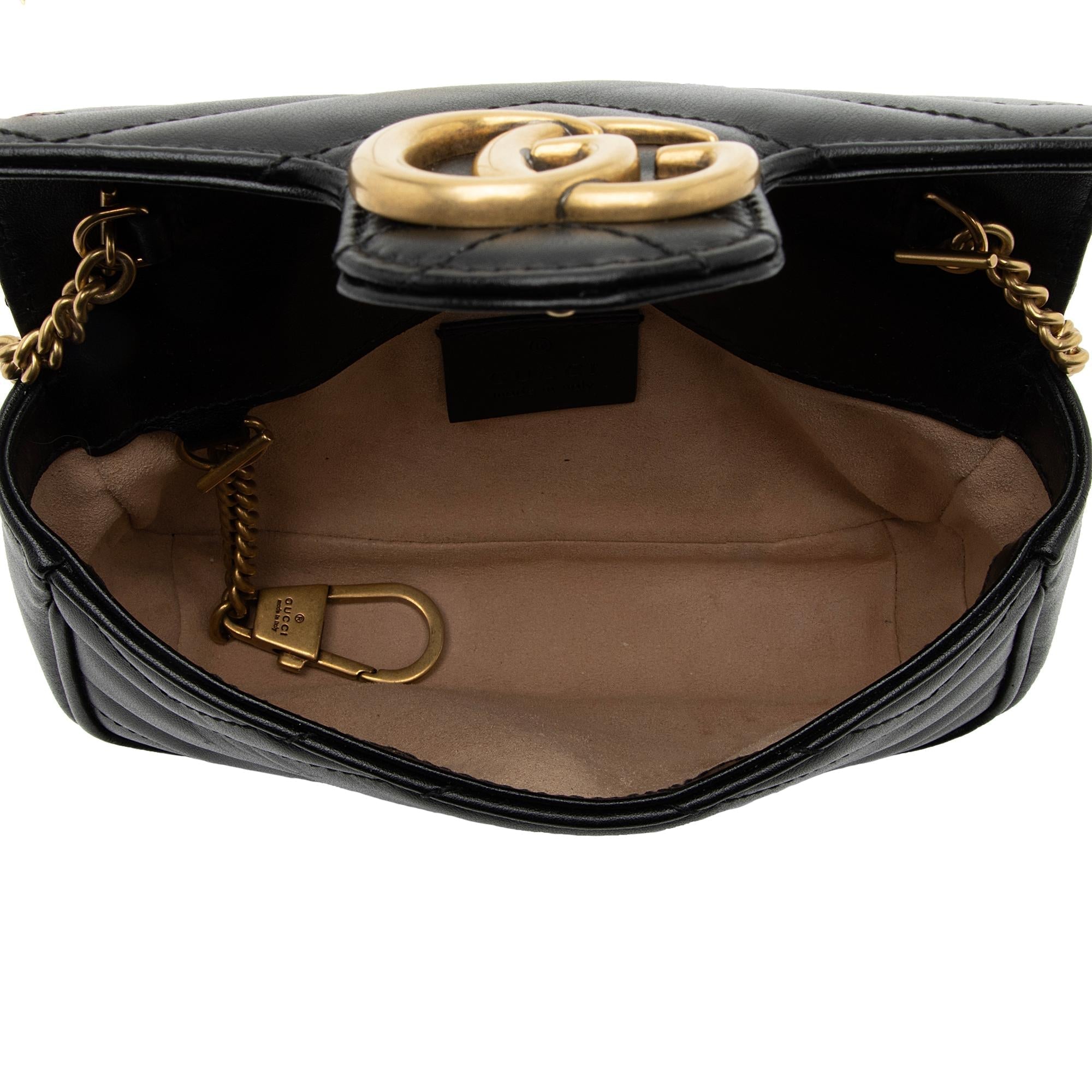 Gucci Matelasse Leather GG Marmont Super Mini Bag (SHF-sC7a2m)