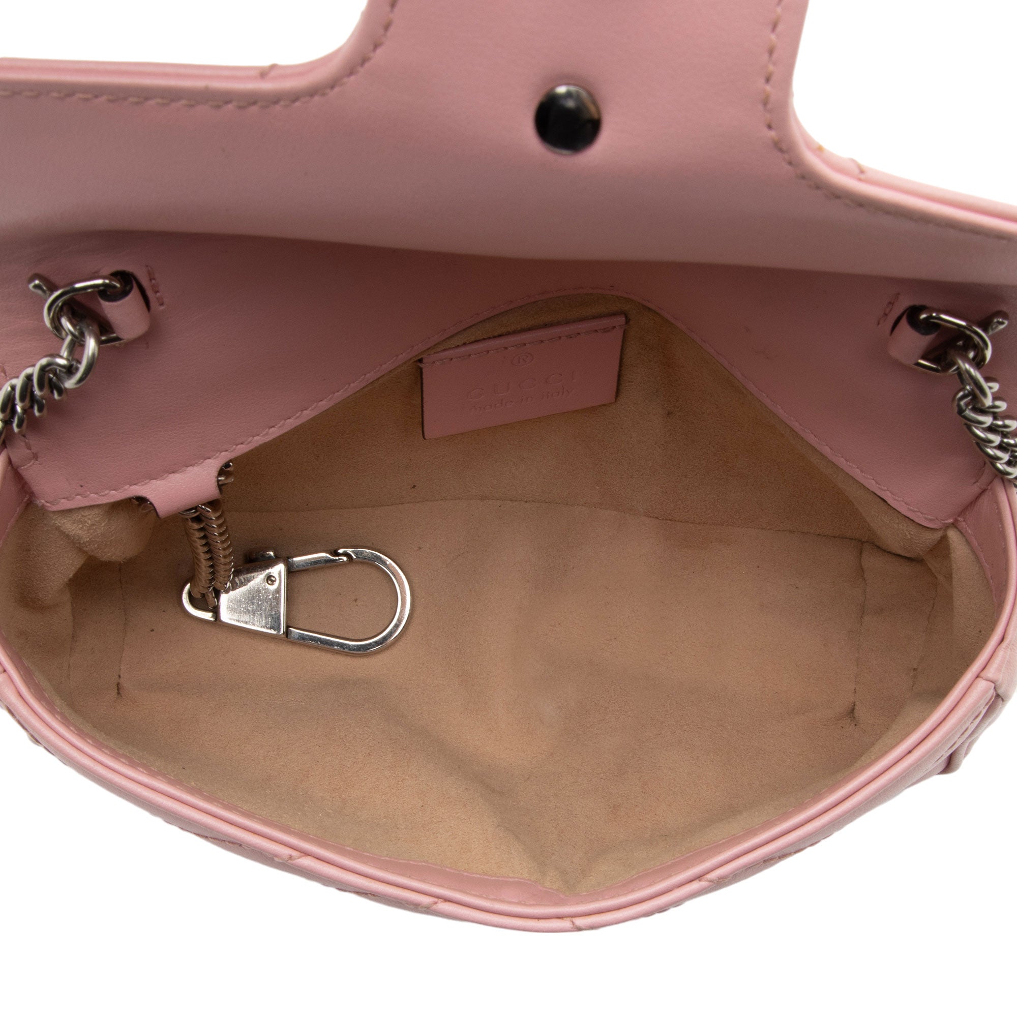 Gucci Matelasse Leather GG Marmont Super Mini Flap Bag (SHF-YnNOt3)