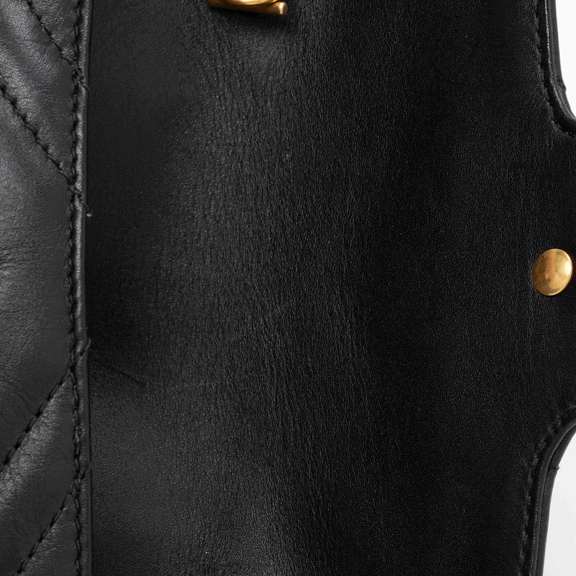 Gucci Matelasse Leather GG Marmont Super Mini Flap Bag (SHF-a6vrvo)