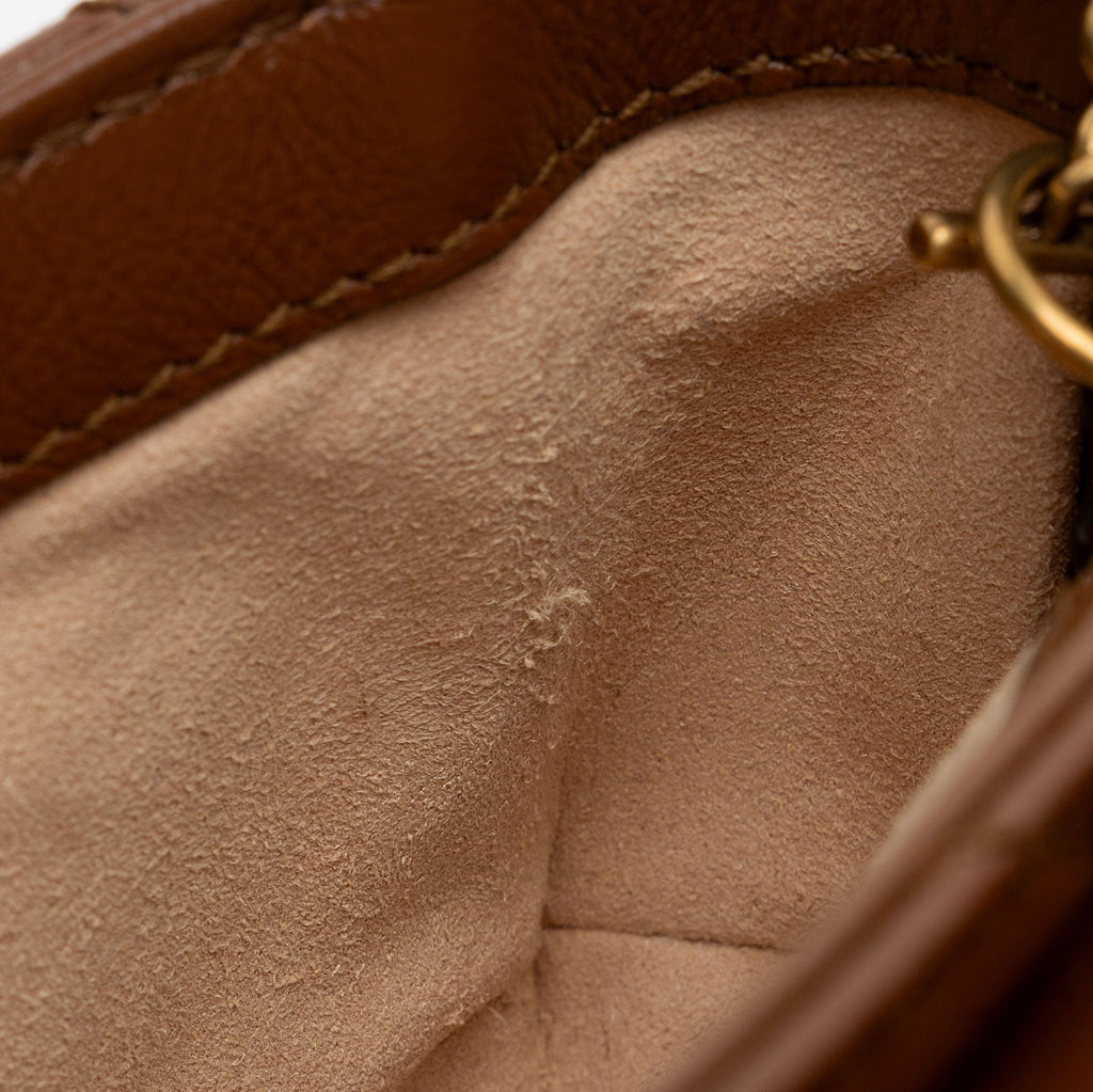 Gucci Matelasse Leather GG Marmont Super Mini Flap Bag (SHF-OIMhbP)