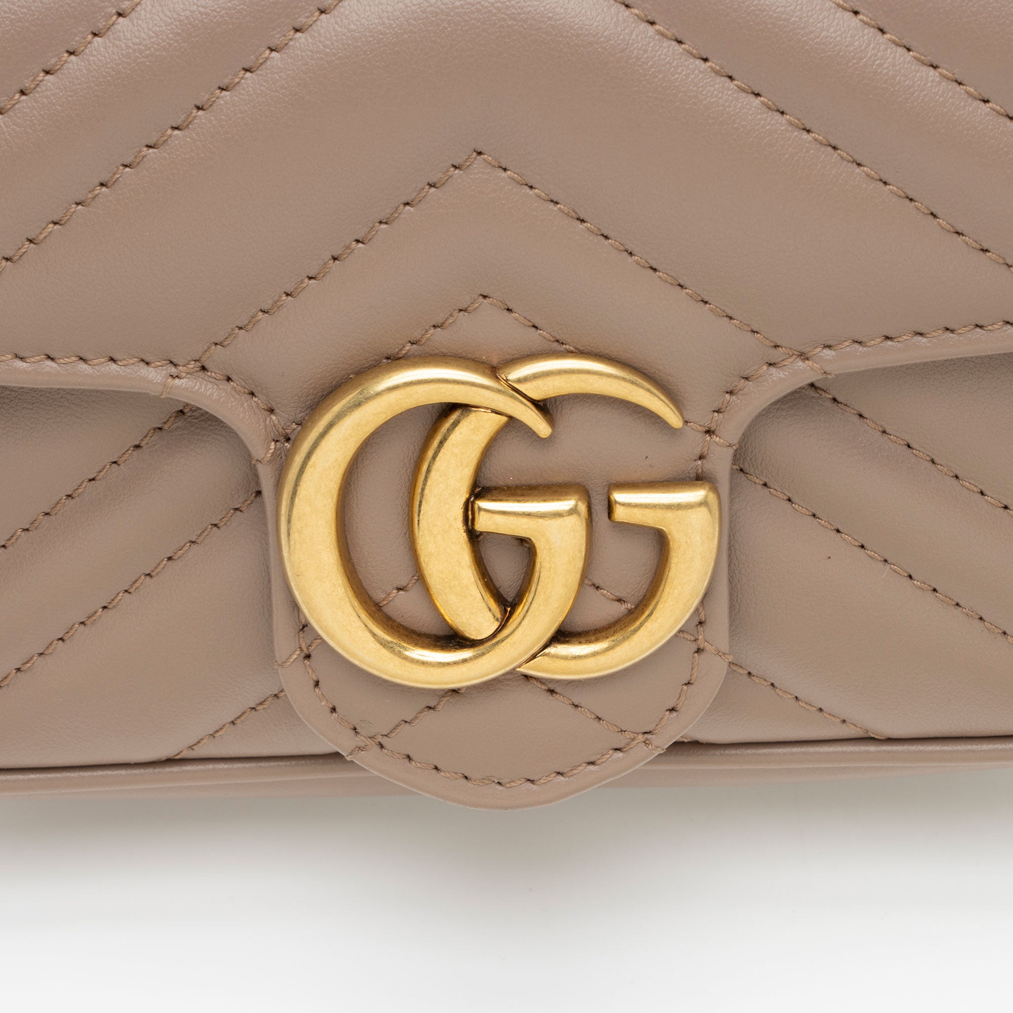 Gucci Matelasse Leather GG Marmont Super Mini Flap Bag (SHF-TvhWqj)