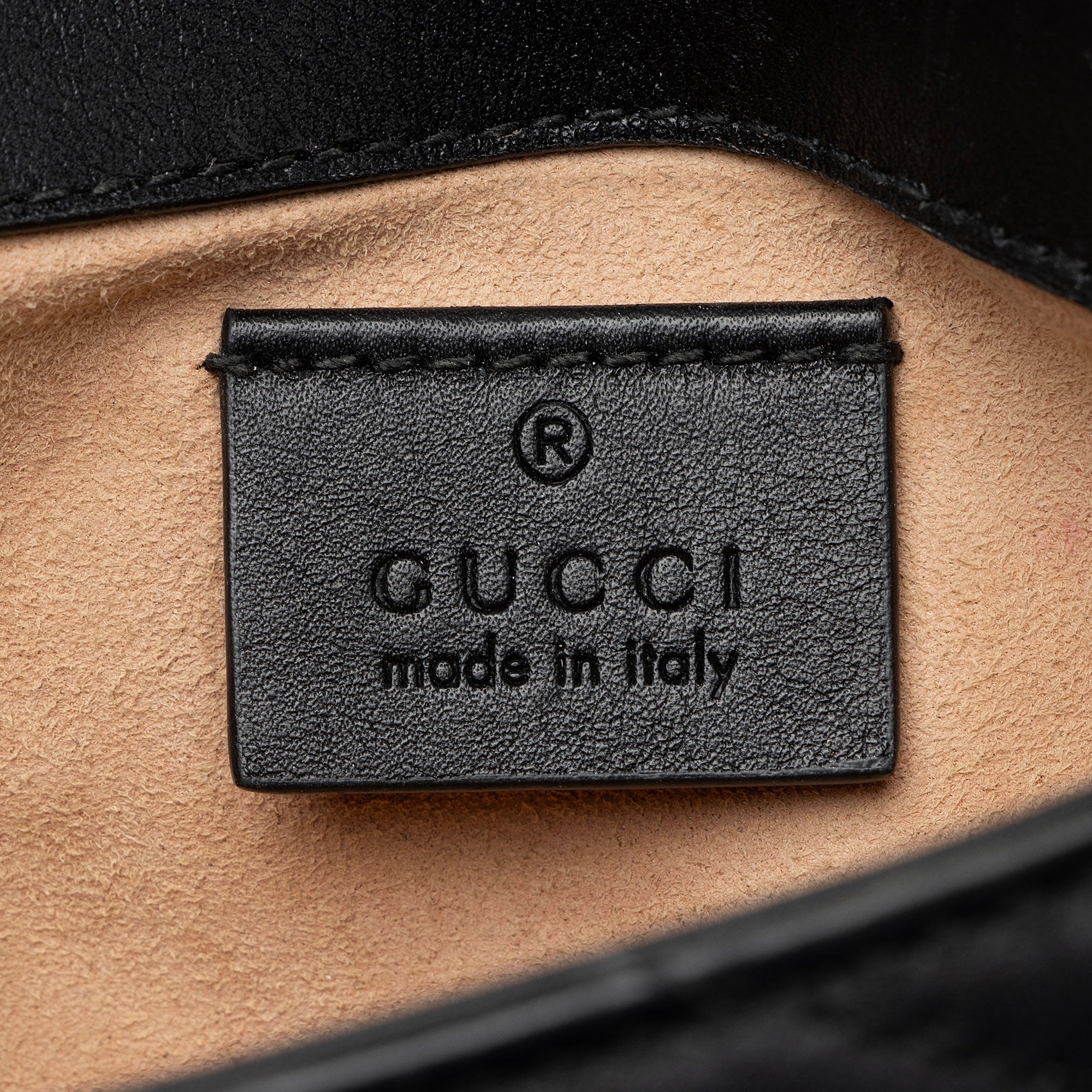 Gucci Matelasse Leather GG Marmont Super Mini Flap Bag (SHF-vdHY2l)
