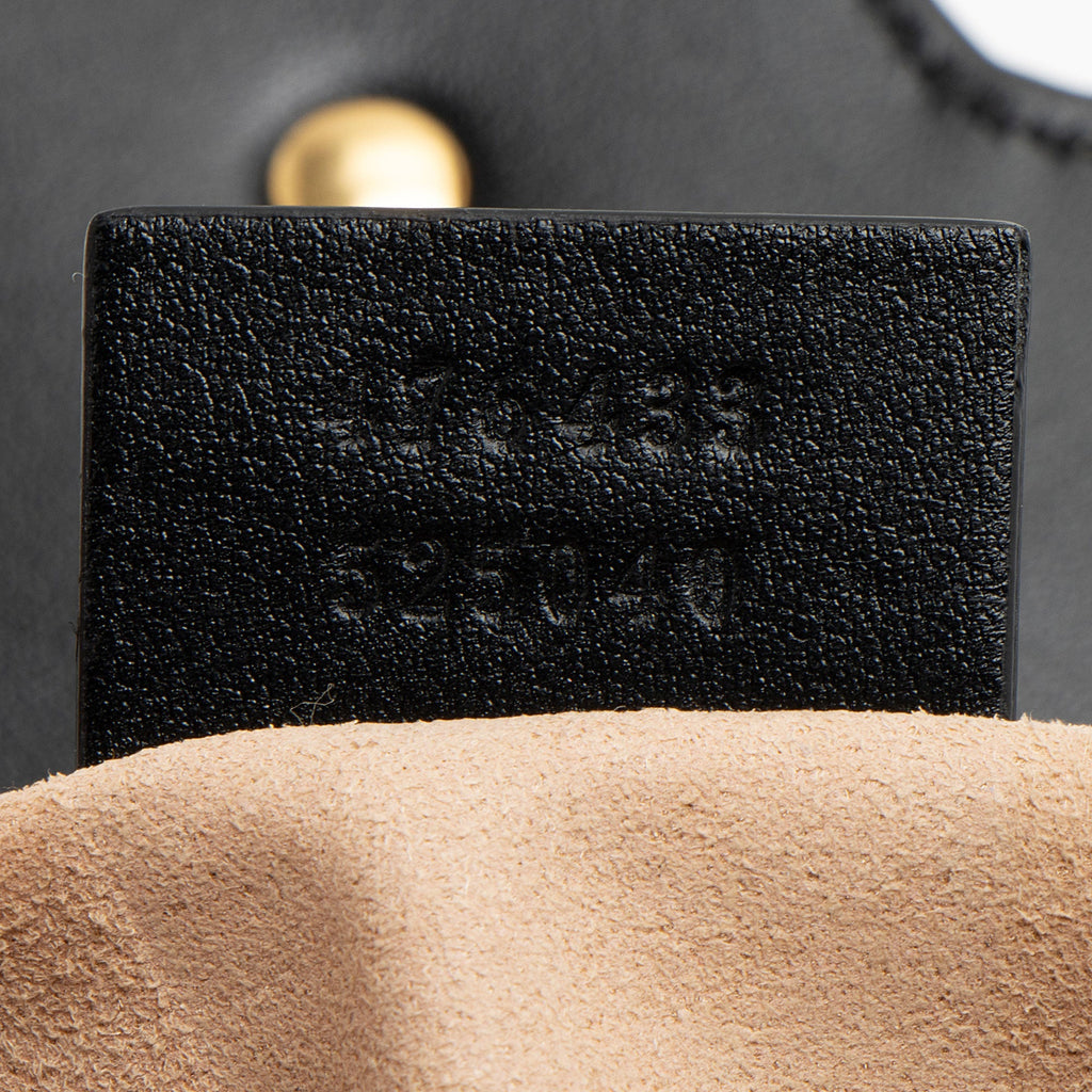 Gucci Matelasse Leather GG Marmont Super Mini Flap Bag (SHF-NshQsn)