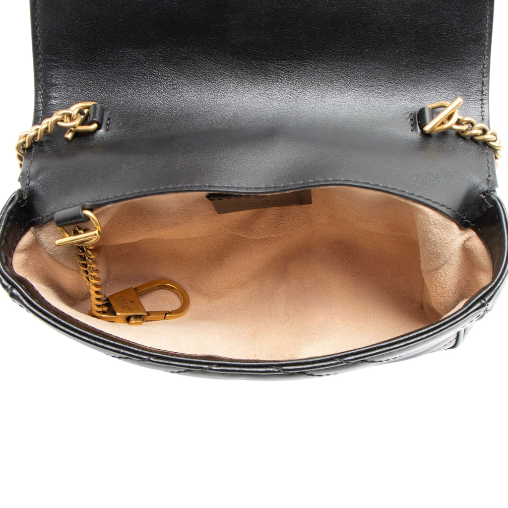 Gucci Matelasse Leather GG Marmont Super Mini Flap Bag (SHF-NshQsn)