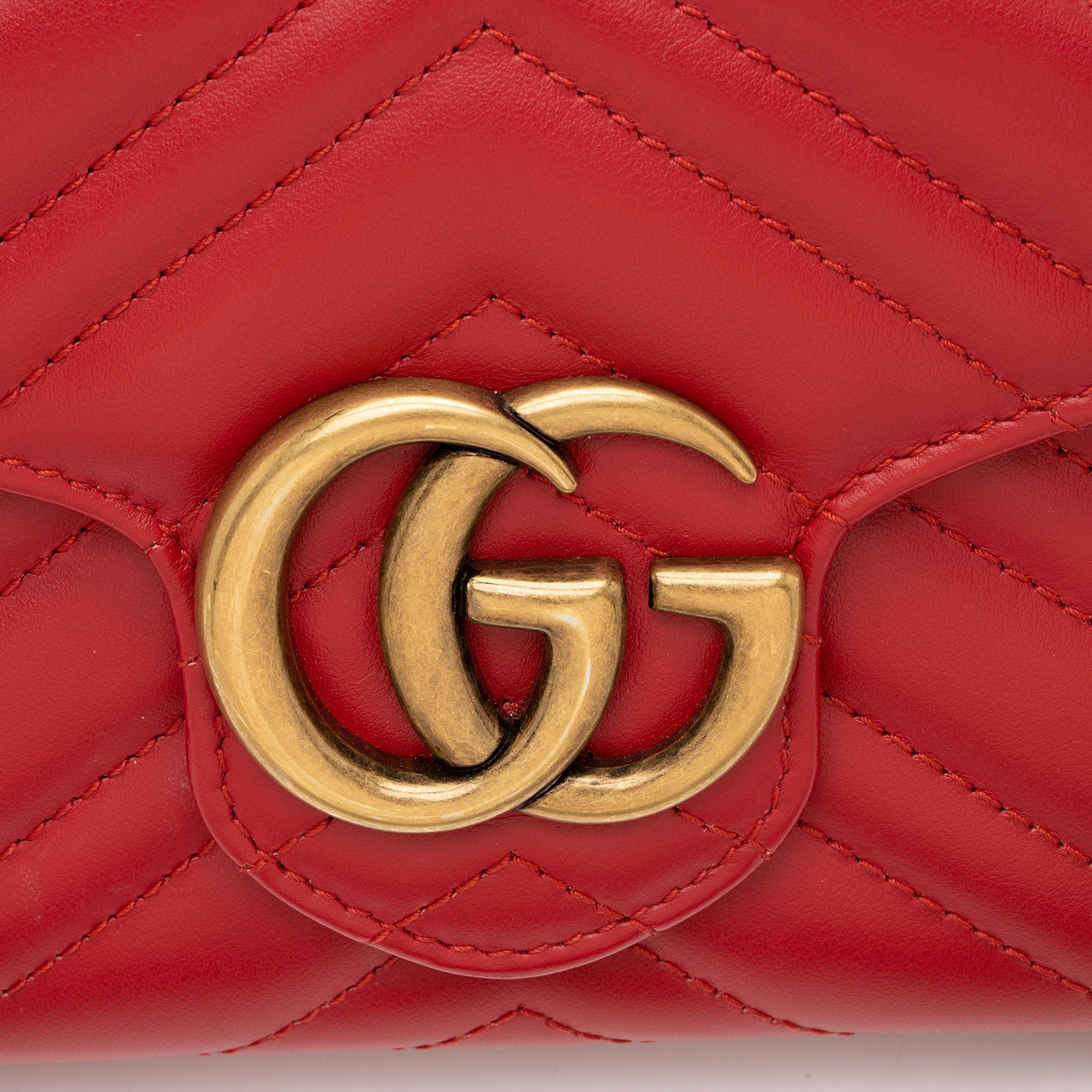 Gucci Matelasse Leather GG Marmont Wallet on Chain