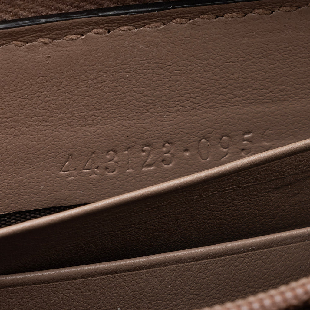 Gucci Matelasse Leather GG Marmont Zip Wallet (SHF-22654)