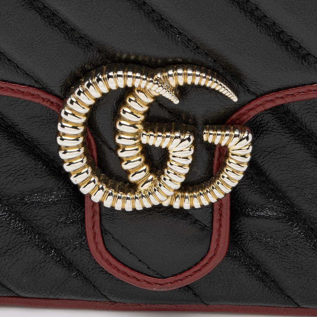Gucci Matelasse Leather Torchon GG Marmont Mini Top Handle Bag (SHF-bIyeeK)