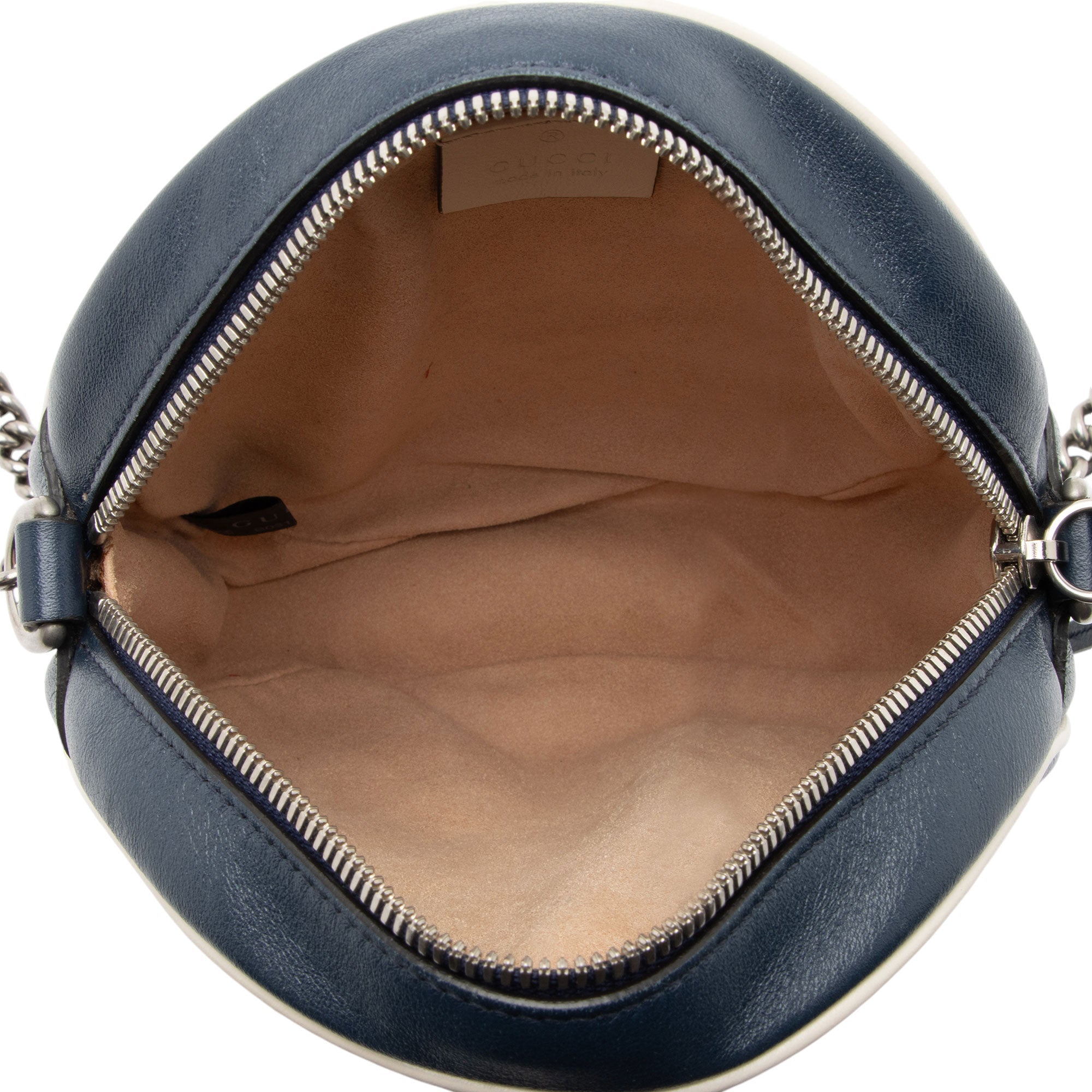 Gucci Matelasse Leather Torchon GG Marmont Round Mini Shoulder Bag (SHF-GetCBa)