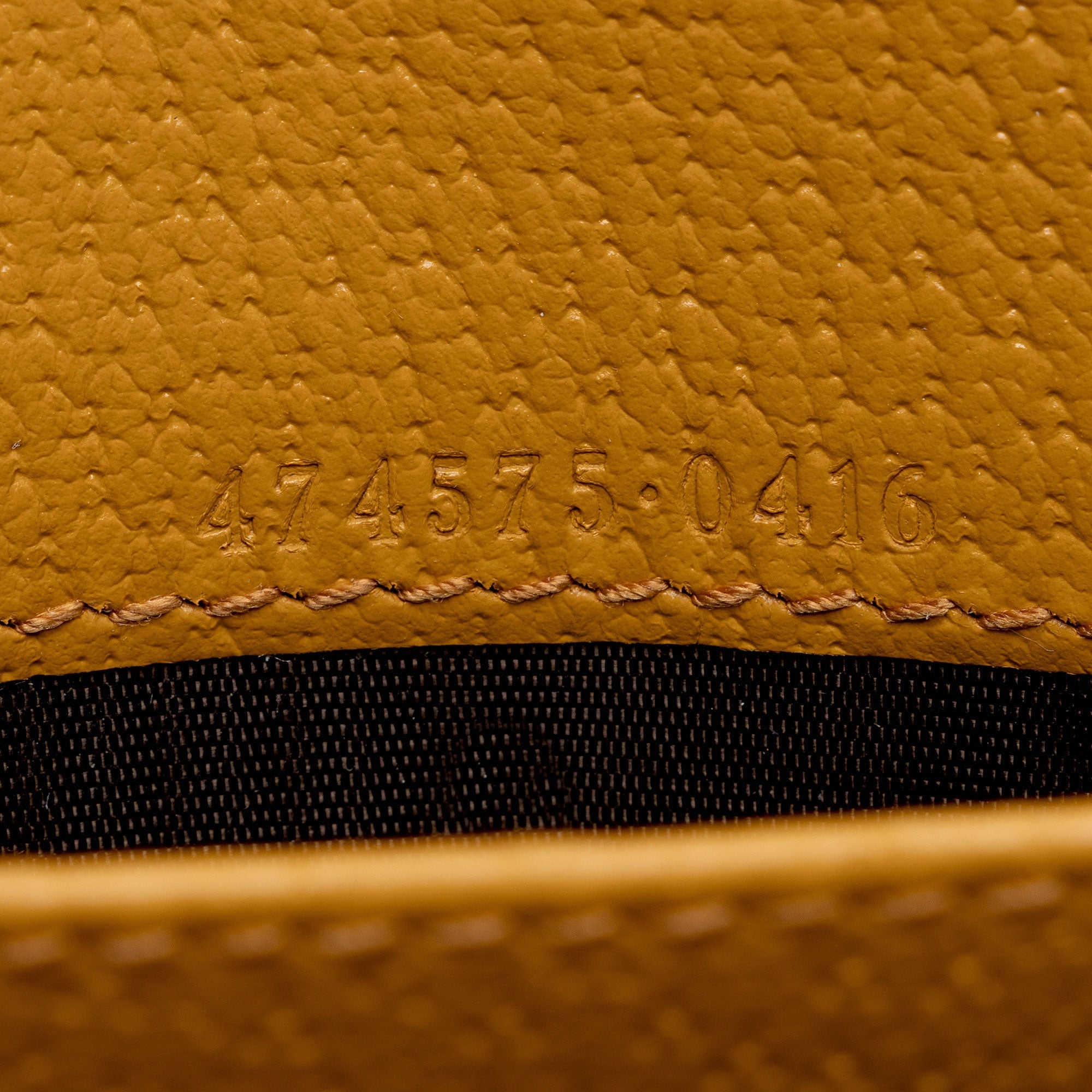 Gucci Matelasse Raffia GG Marmont Mini Wallet on Chain Bag (SHF-voc2lF)