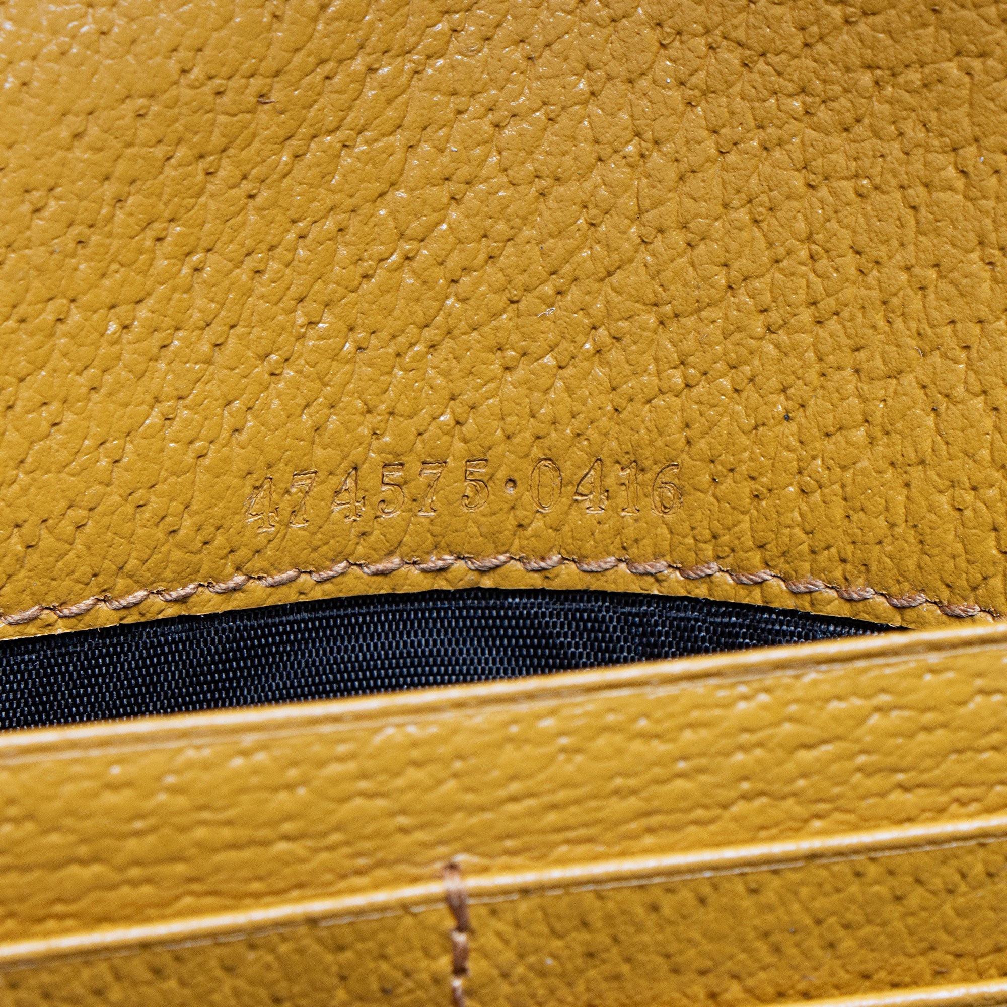 Gucci Matelasse Raffia GG Marmont Wallet on Chain