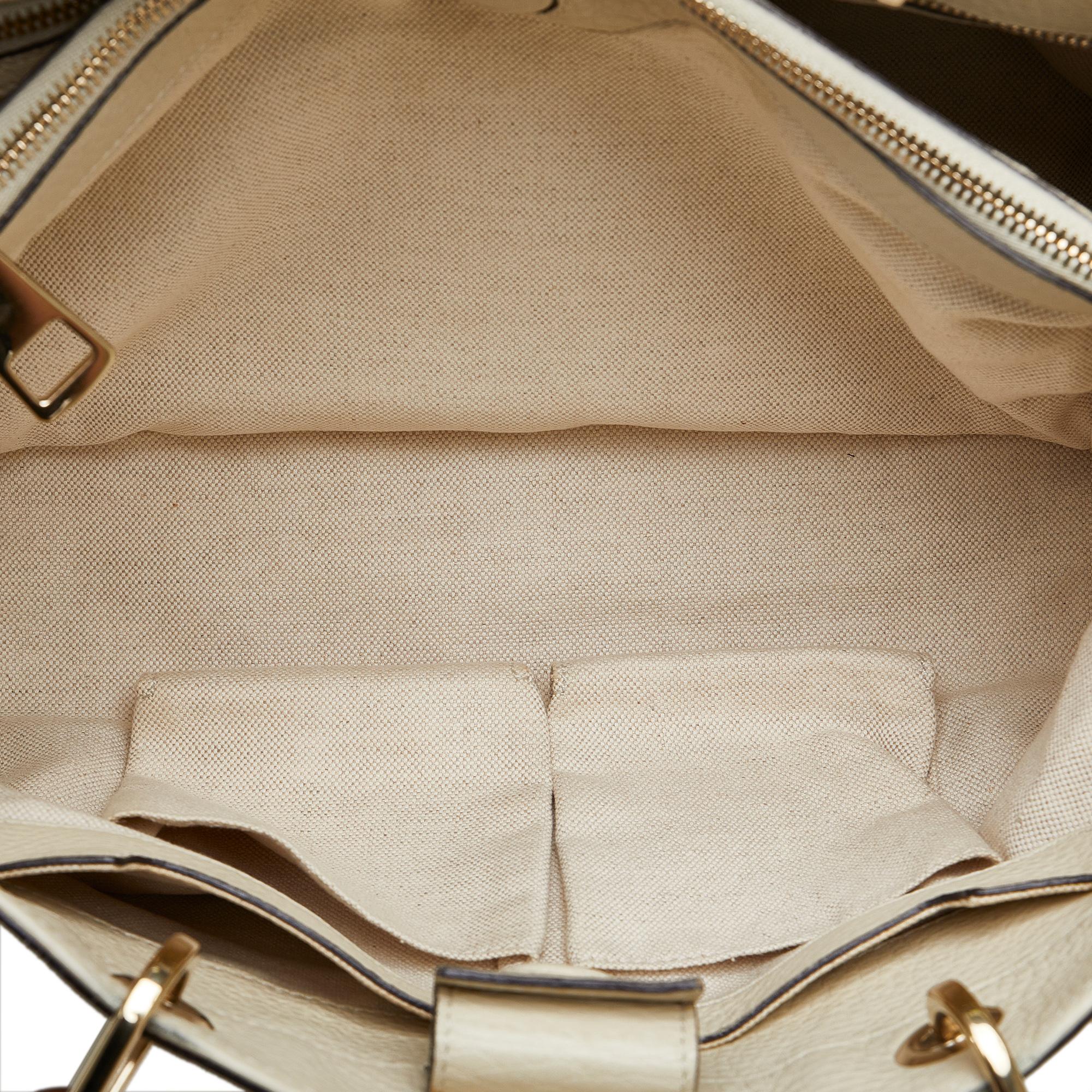 Gucci Medium Bamboo Shopper (SHG-phUc14)