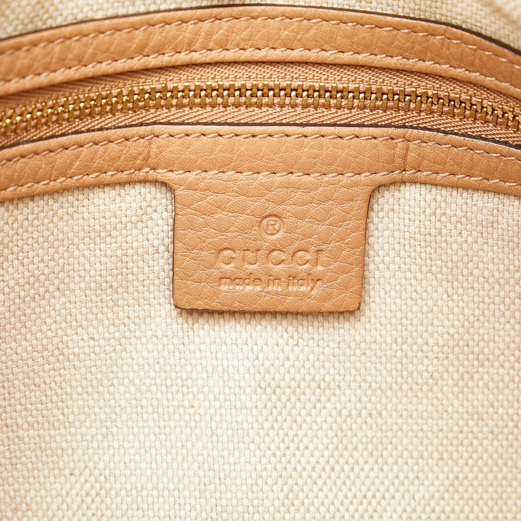 Gucci Medium Canvas Soho Chain Tote (SHG-MTThDG)