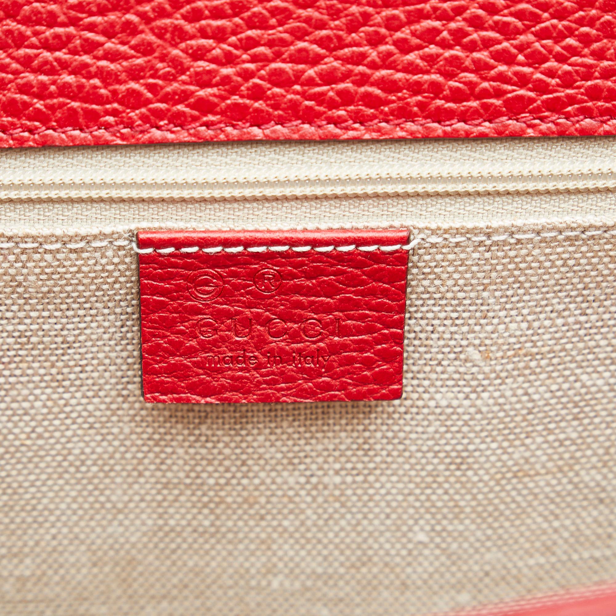 Gucci Medium Dollar Interlocking G Crossbody Bag (SHG-lJaoke)