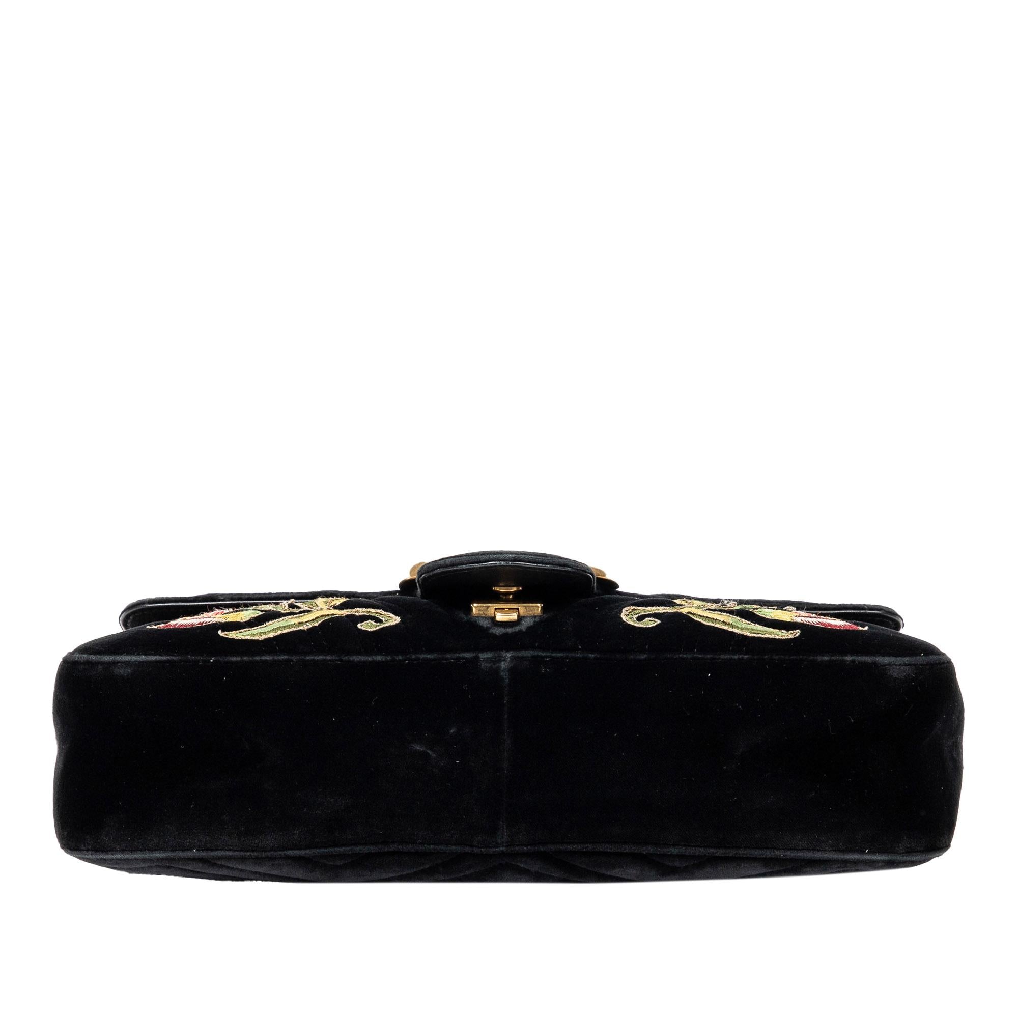 Gucci Medium GG Marmont Embroidered Matelasse Velvet Crossbody (SHG-0BOHzd)