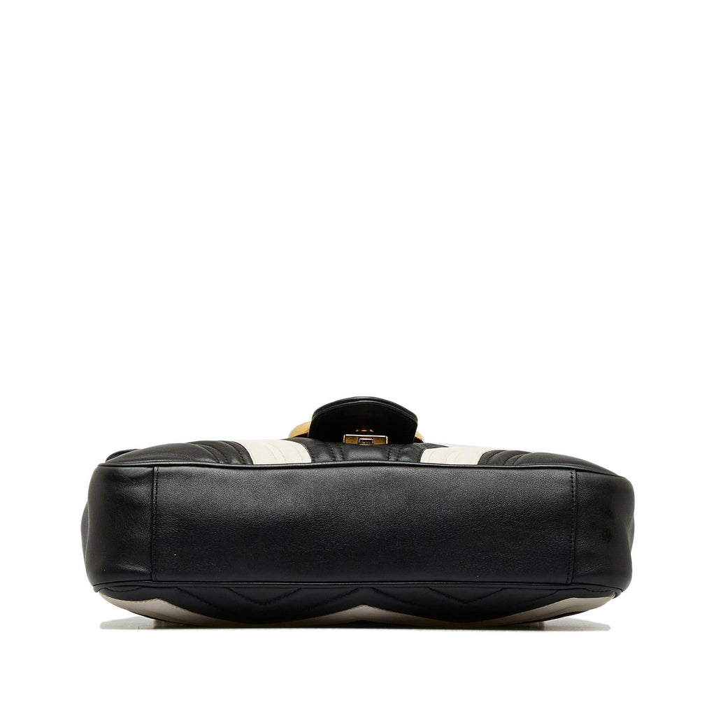 Gucci Medium GG Marmont Matelasse Crossbody Bag (SHG-7JKm0K)