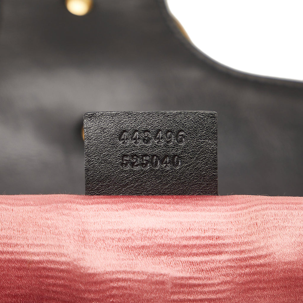 Gucci Medium GG Marmont Matelasse Crossbody Bag (SHG-7JKm0K)