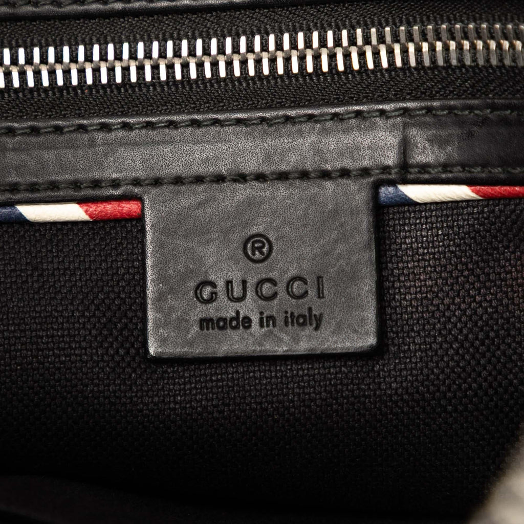 Gucci Medium GG Supreme Night Courier MessLBger Bag