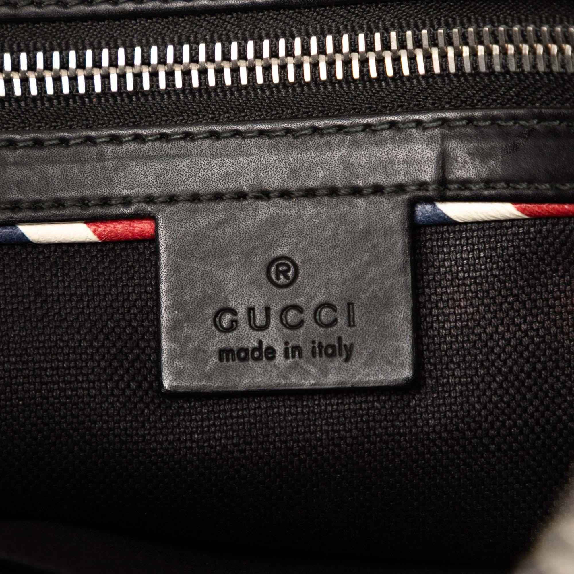Gucci Medium GG Supreme Night Courier MessLBger Bag
