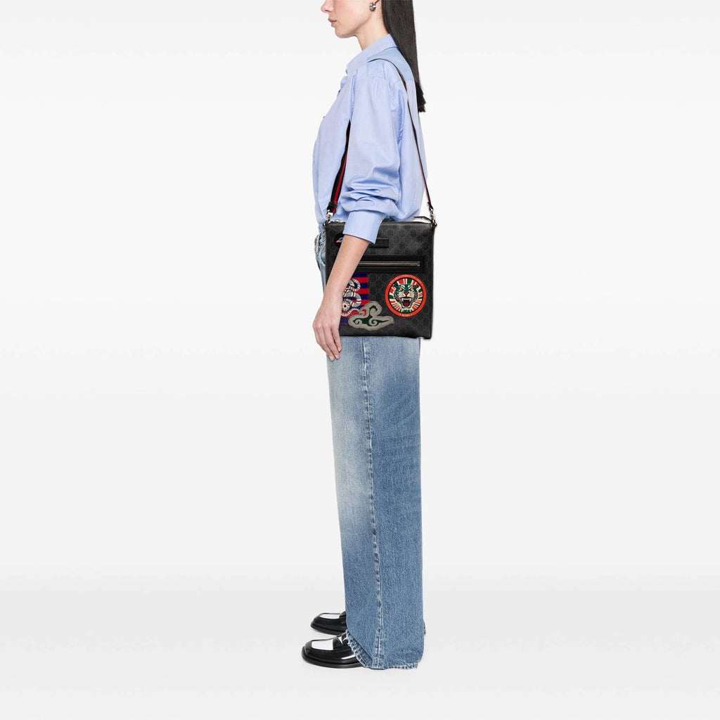 Gucci Medium GG Supreme Night Courier MessLBger Bag