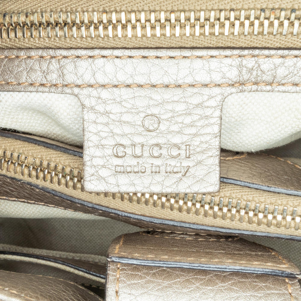Gucci Medium Leather Bamboo Shopper (SHG-Z5WtXN)