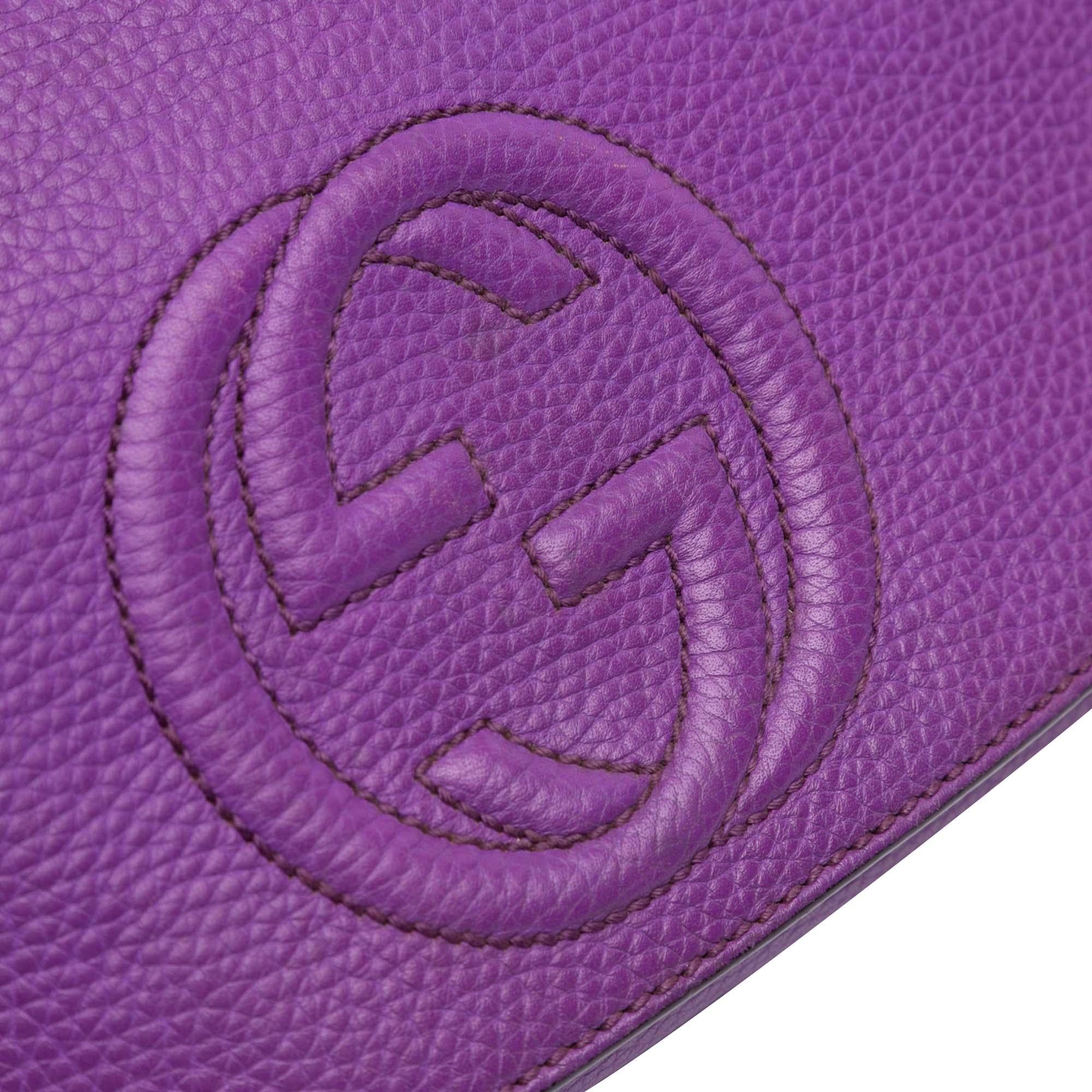 Gucci Medium Leather Soho Chain Flap Crossbody